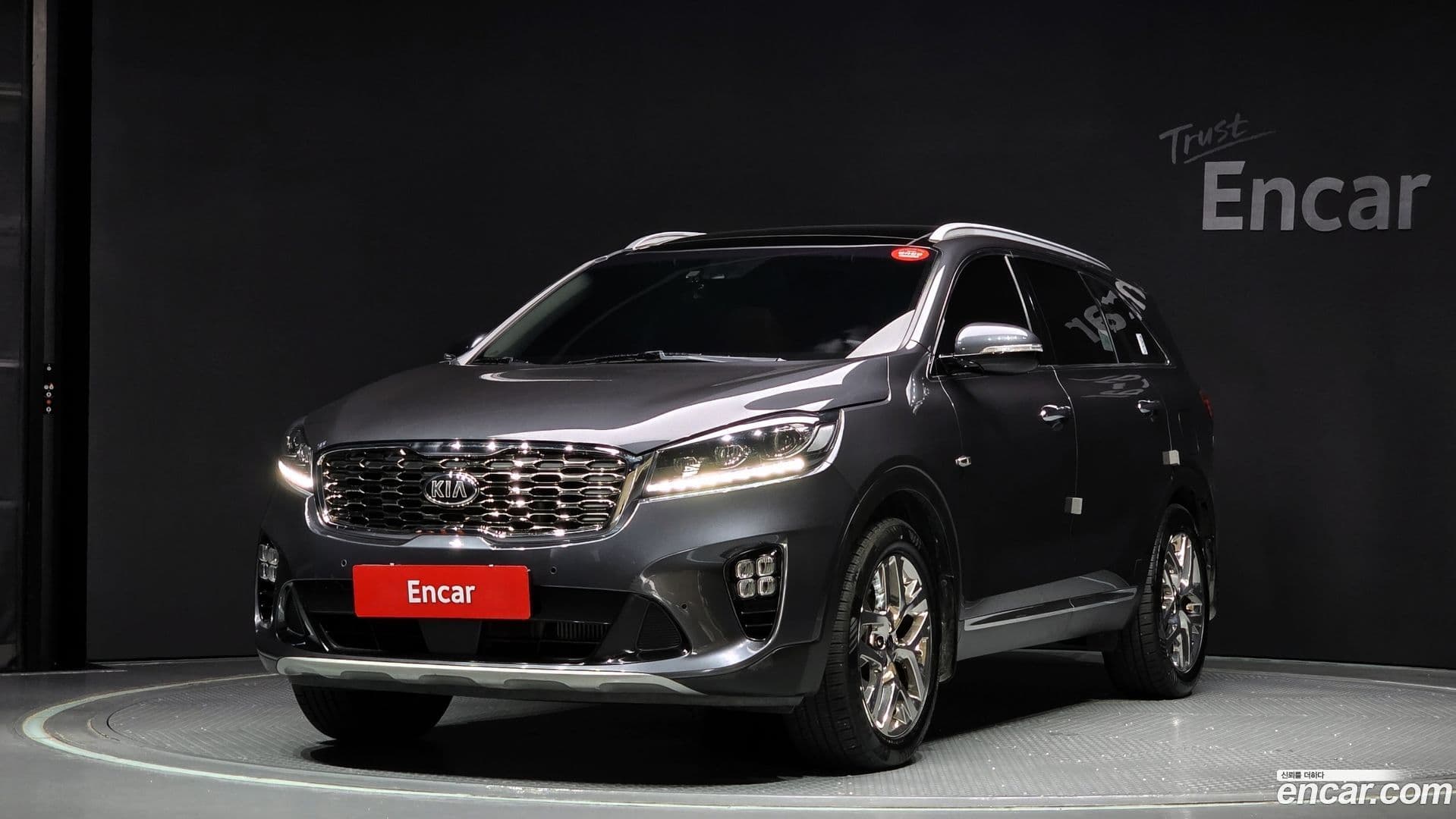 Main__Slider__Photo:Sorento Kia 2019.5-0