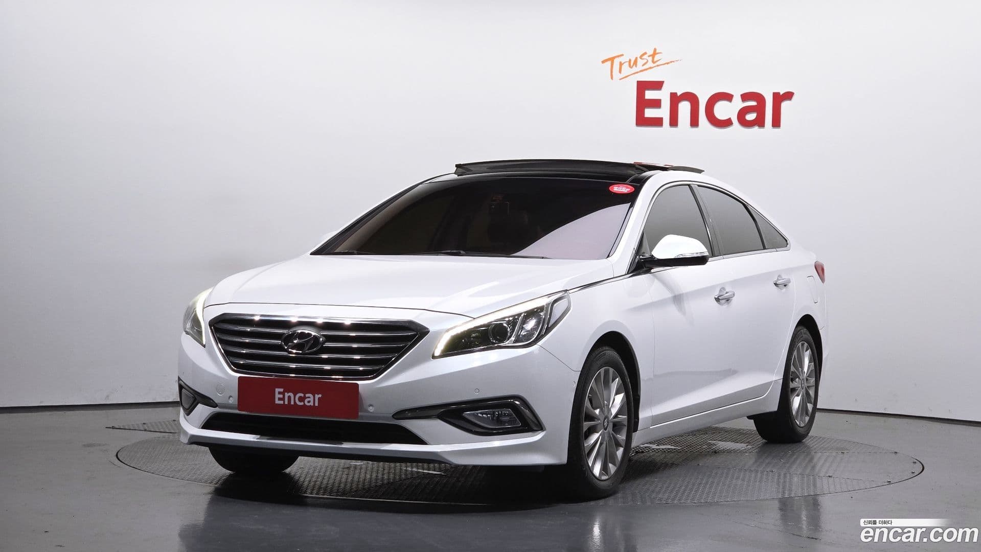 Main__Slider__Photo:Sonata Hyundai 2016.7-0