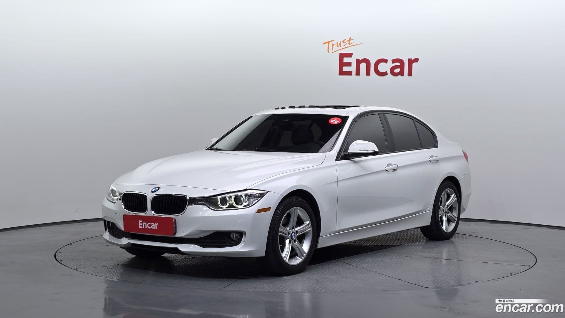 Main__Slider__Photo:3-Series BMW 2015.4-0