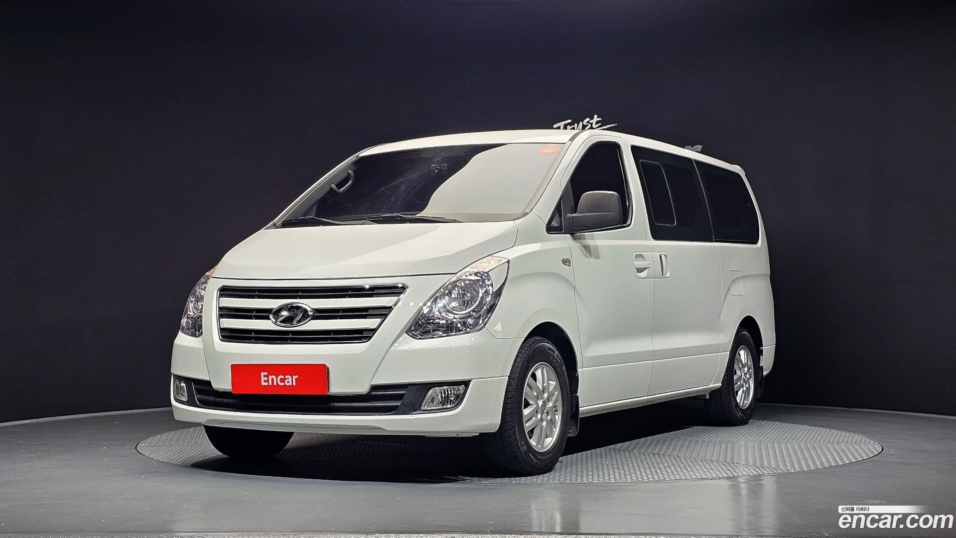 Main__Slider__Photo:Starex Hyundai 2016.0-0