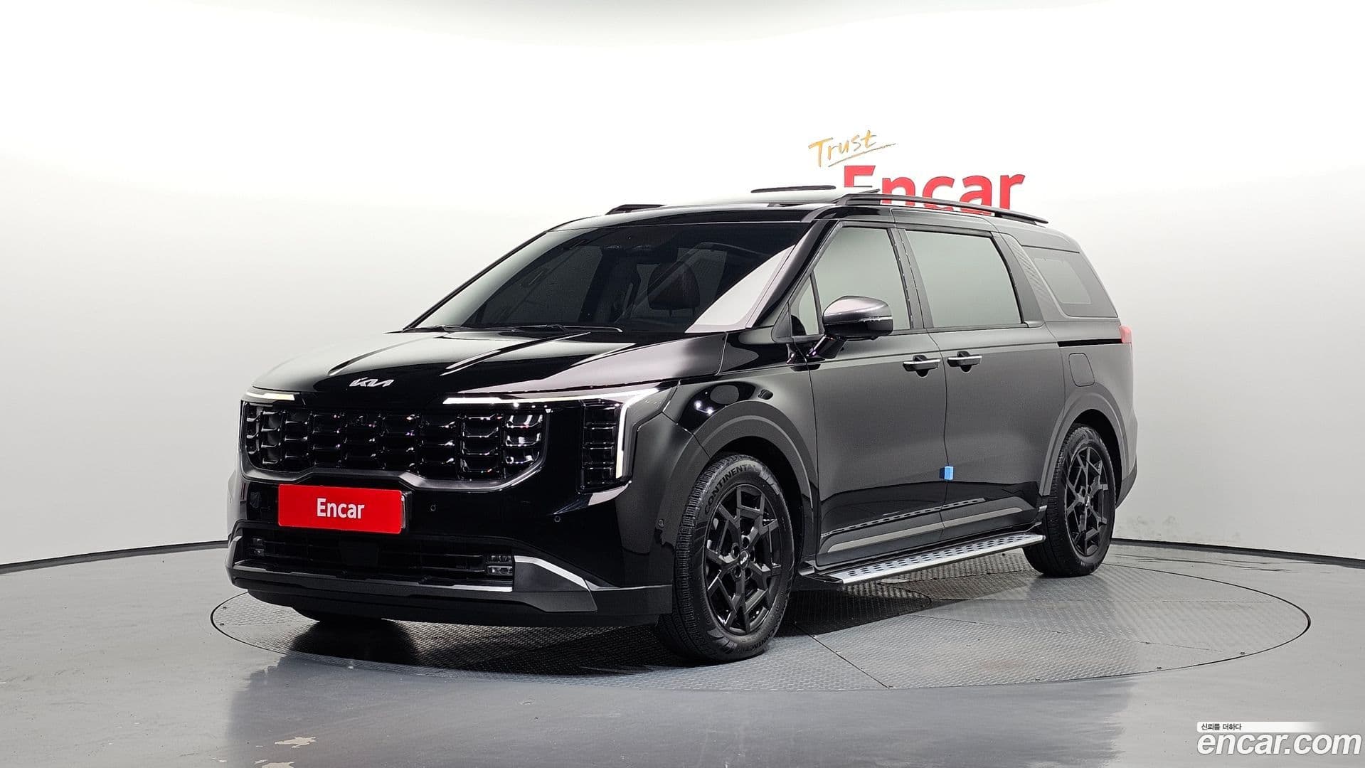Main__Slider__Photo:Canival Kia 2024.8-0
