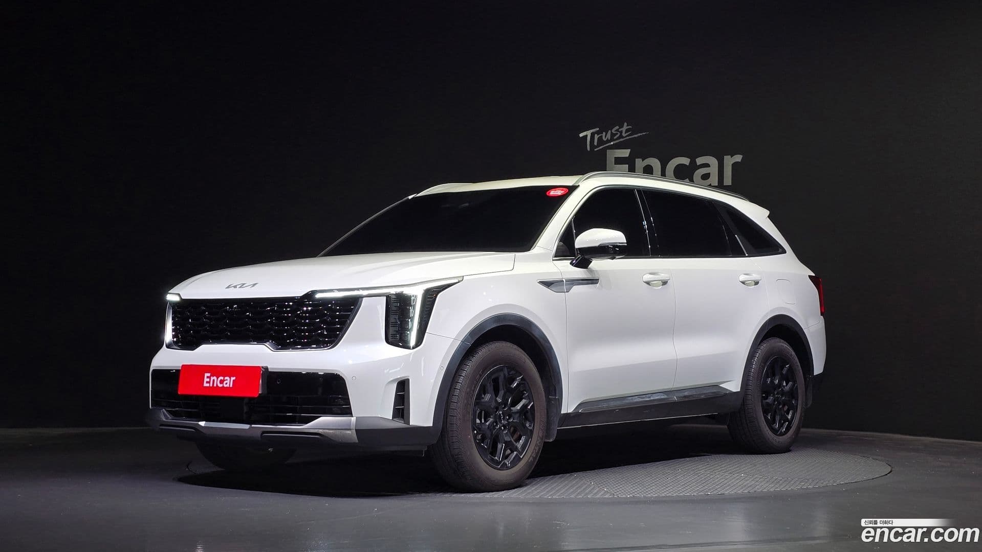 Main__Slider__Photo:Sorento Kia 2023.10-0