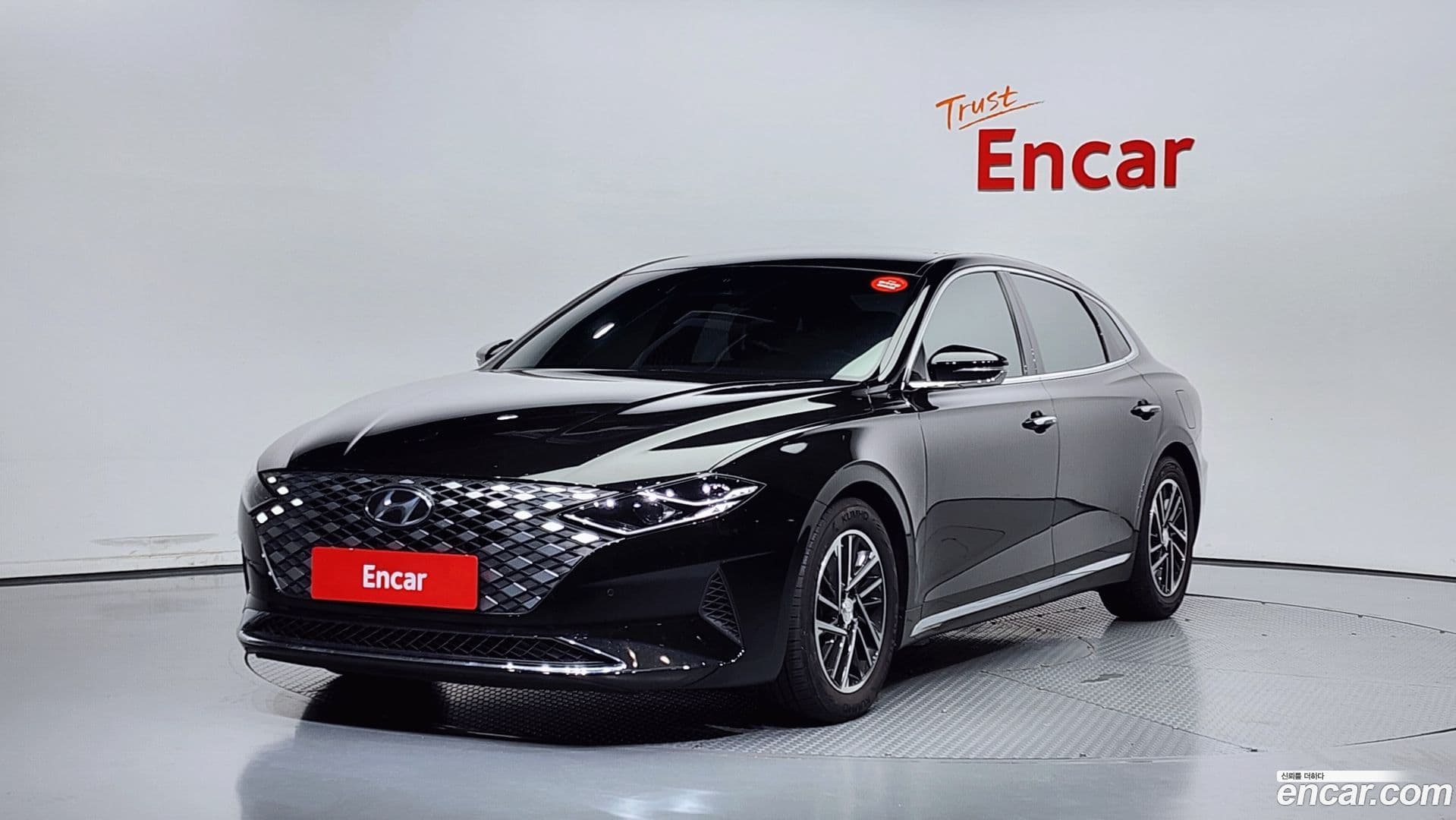 Main__Slider__Photo:Grandeur Hyundai 2021.0-0