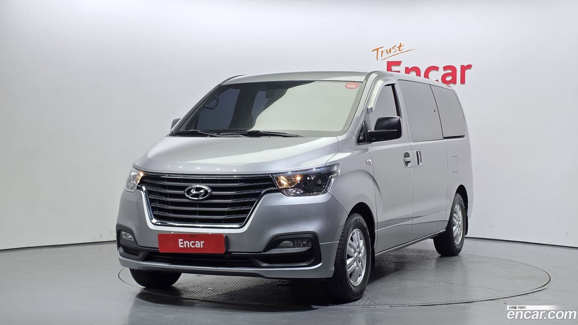 Main__Slider__Photo:Starex Hyundai 2020.3-0