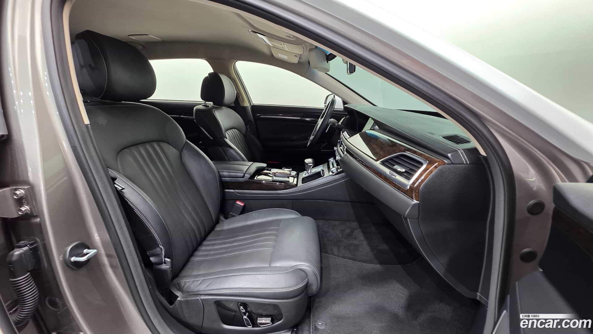 G90 Genesis 2019.7-INNER-010