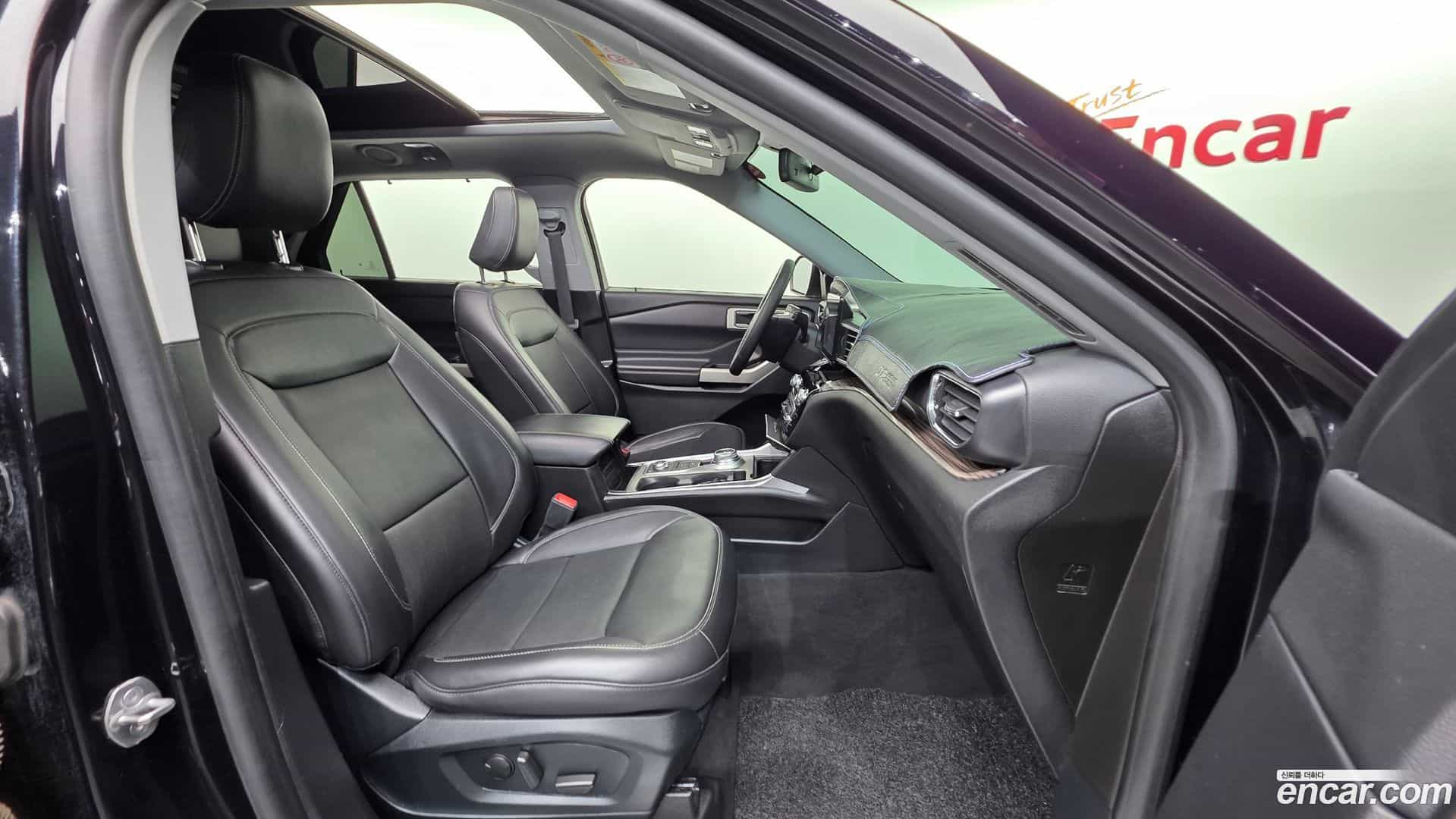 Explorer Ford 2021.3-INNER-010