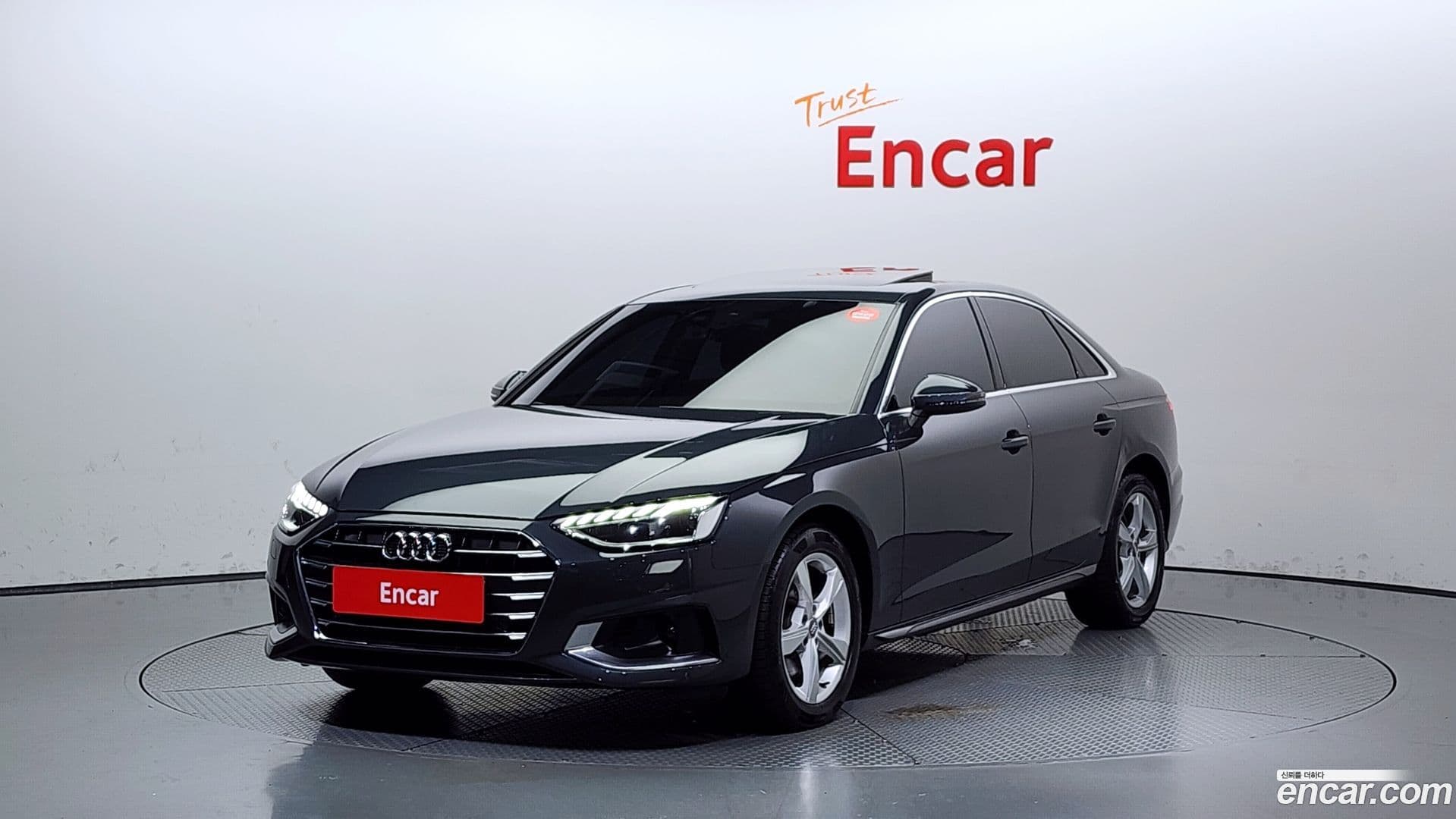 Main__Slider__Photo:A4 Audi 2021.11-0