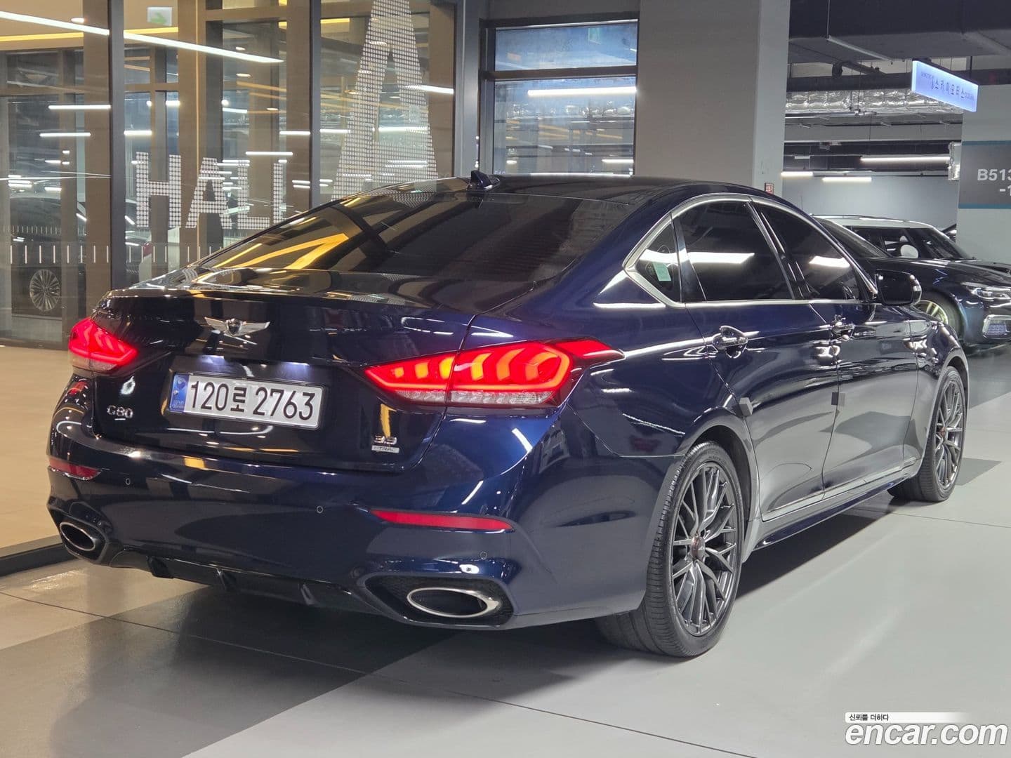 Main__Slider__Photo:G80 Genesis 2019.8-0