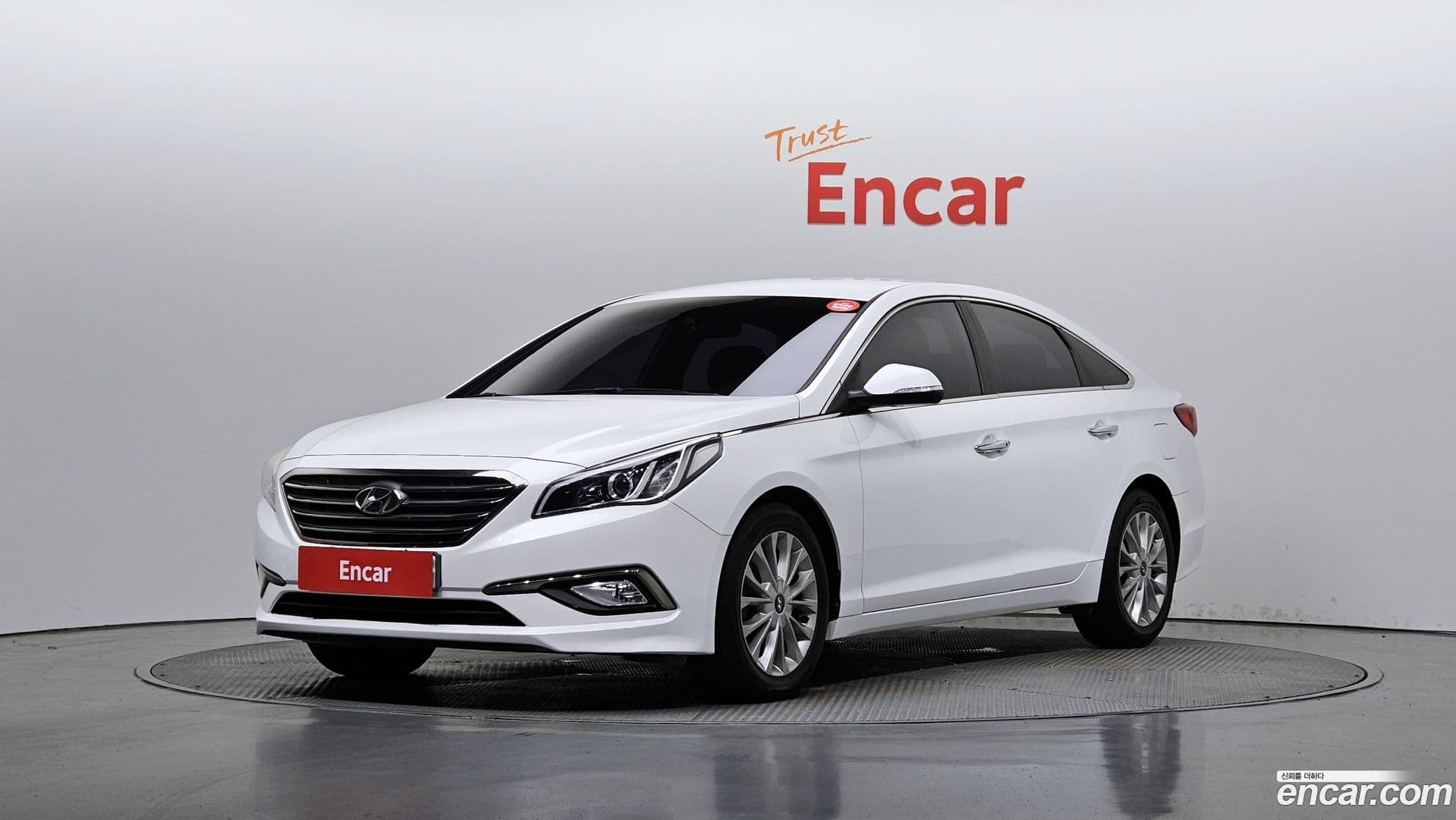 Main__Slider__Photo:Sonata Hyundai 2015.4-0