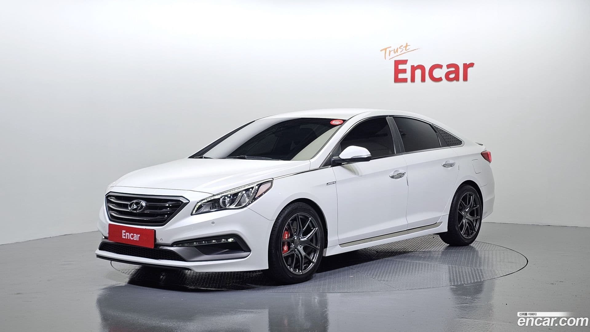 Main__Slider__Photo:Sonata Hyundai 2015.8-0