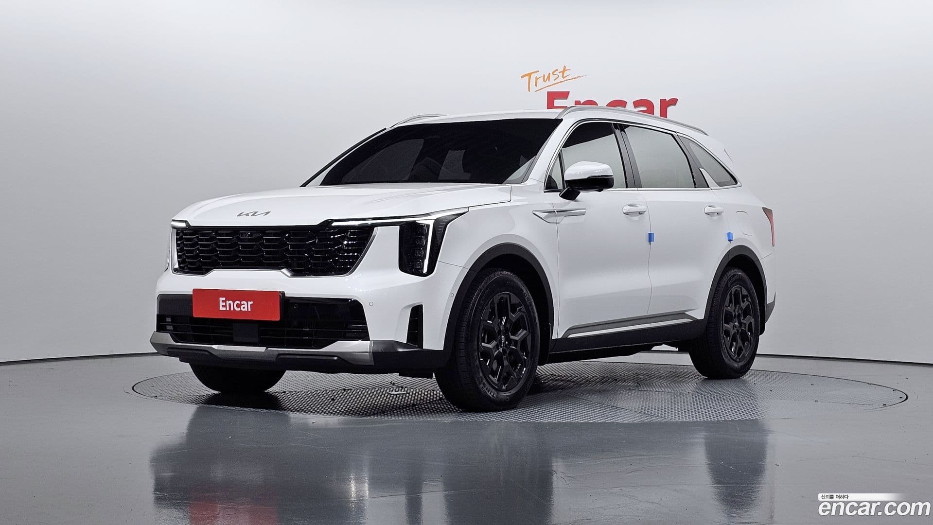 Main__Slider__Photo:Sorento Kia 2023.8-0