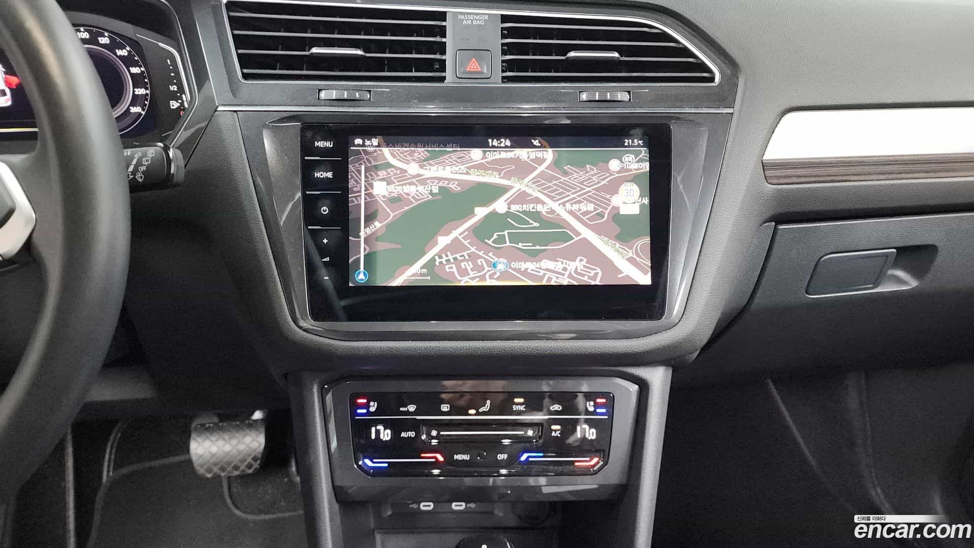 Tiguan Volkswagen 2022.7-OPTION-018