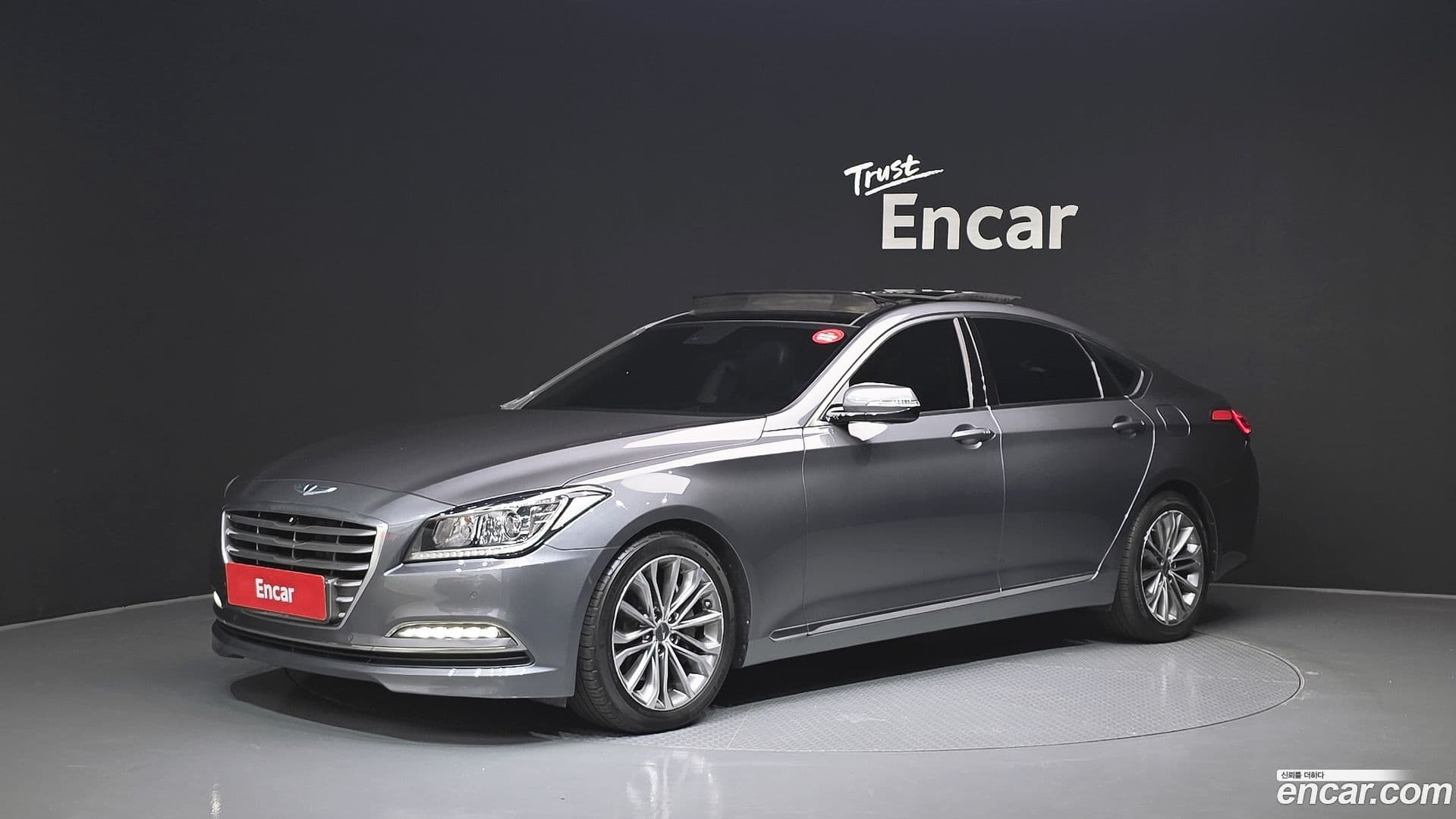 Main__Slider__Photo:Genesis Hyundai 2014.1-0