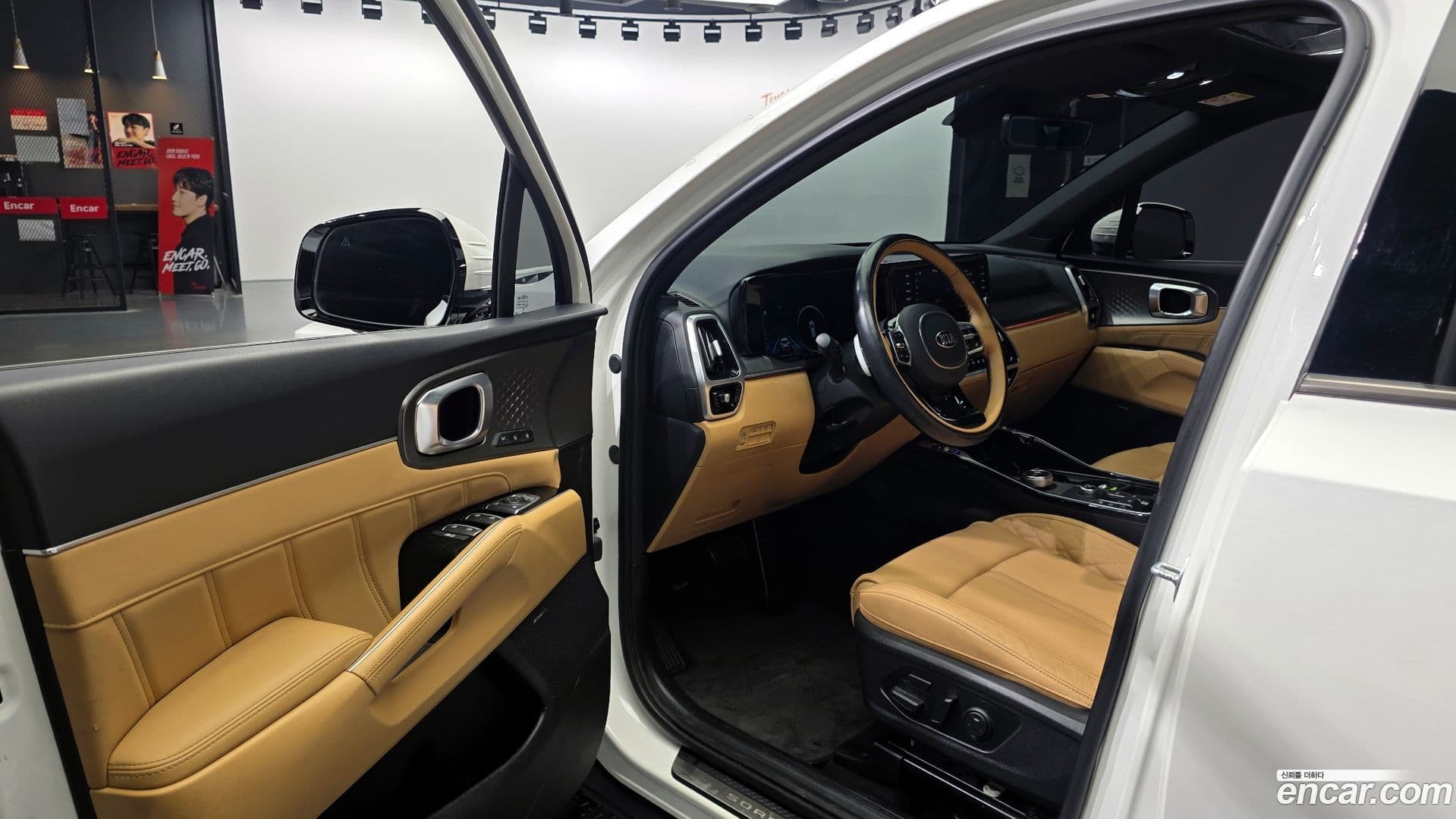 Main__Slider__Photo:Sorento Kia 2021.2-9