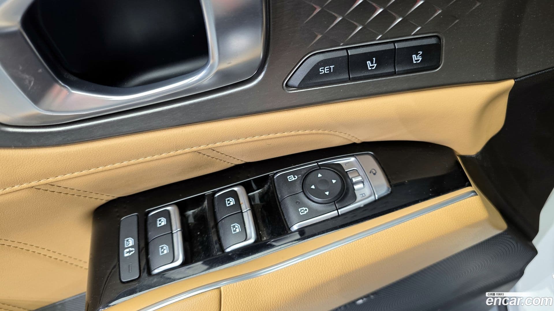 Main__Slider__Photo:Sorento Kia 2021.2-13