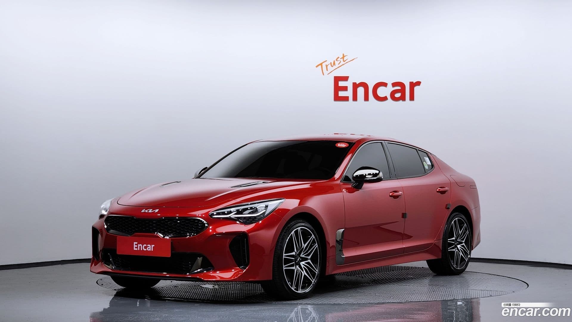 Main__Slider__Photo:Stinger Kia 2022.0-0