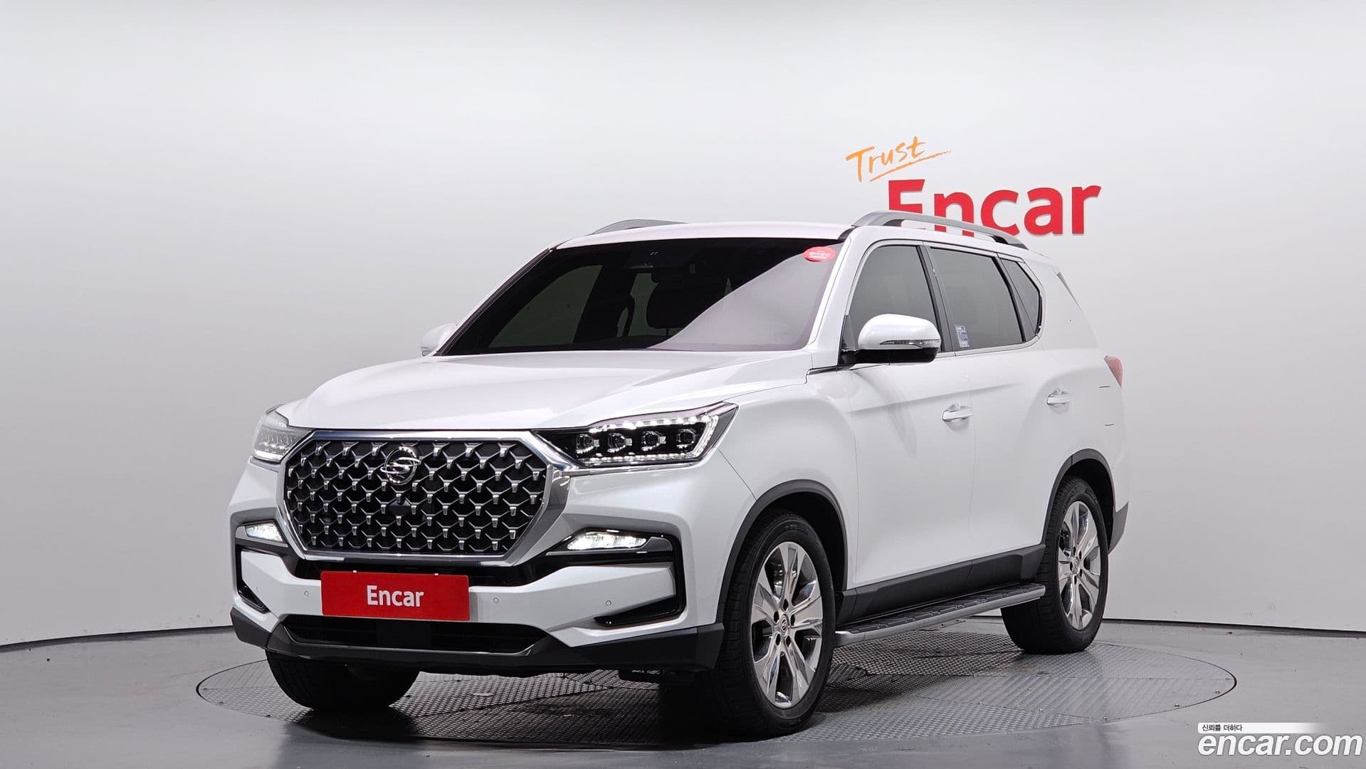 Main__Slider__Photo:Rexton KG Mobility 2022.5-0