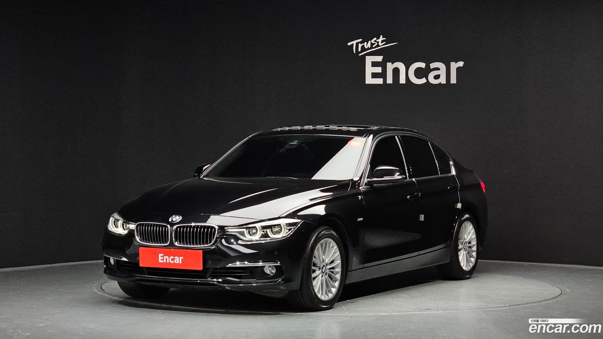 Main__Slider__Photo:3-Series BMW 2018.2-0