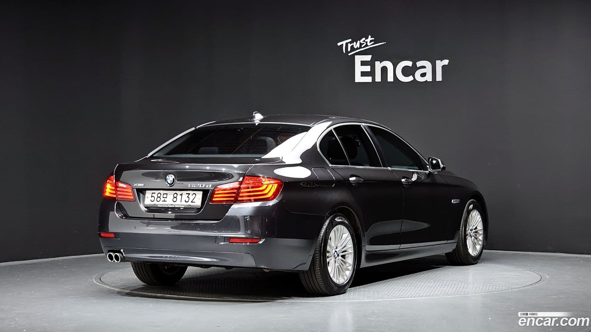 Main__Slider__Photo:5-Series BMW 2014.0-0