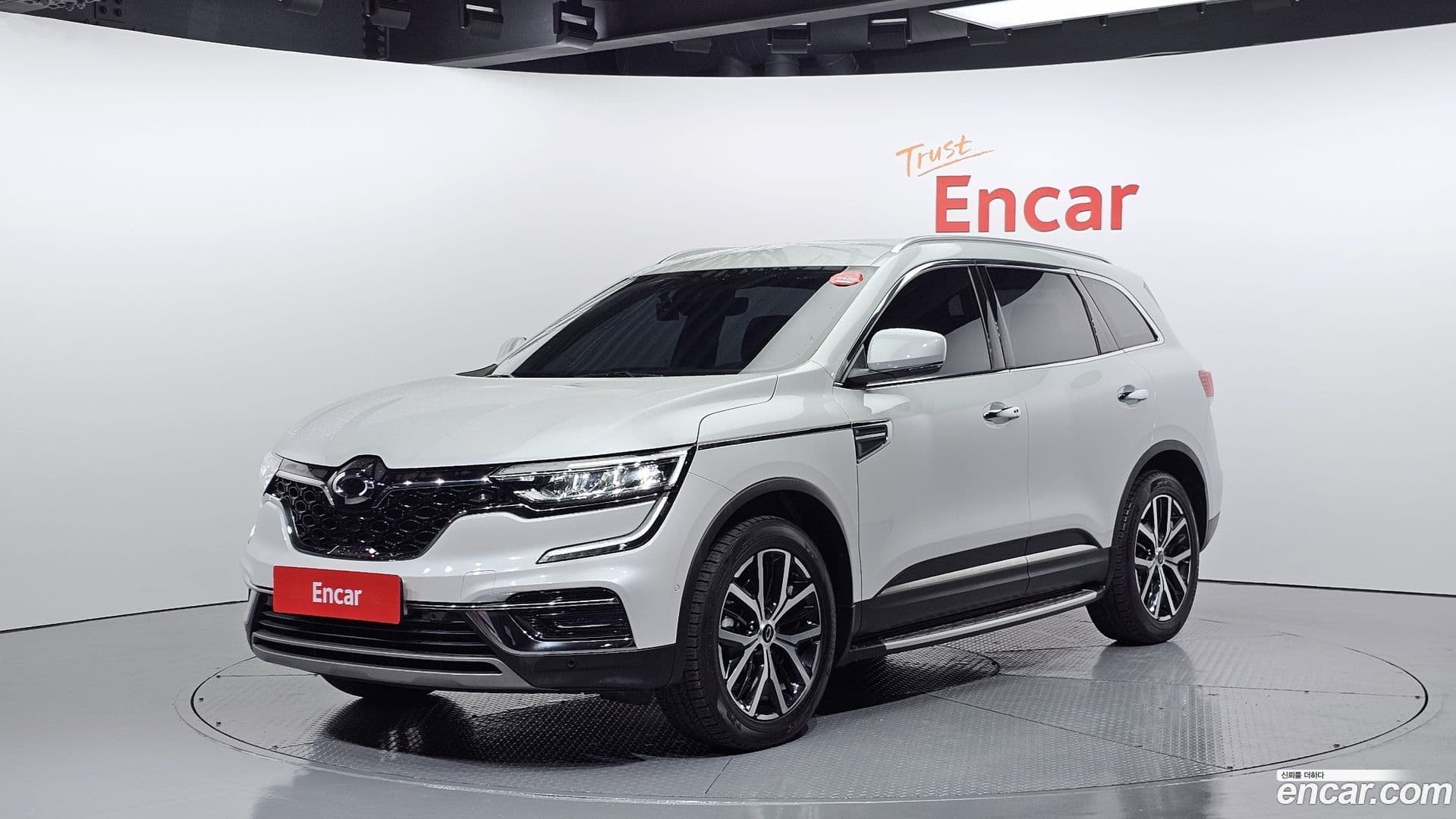 Main__Slider__Photo:QM6 Renault Korea 2022.5-0