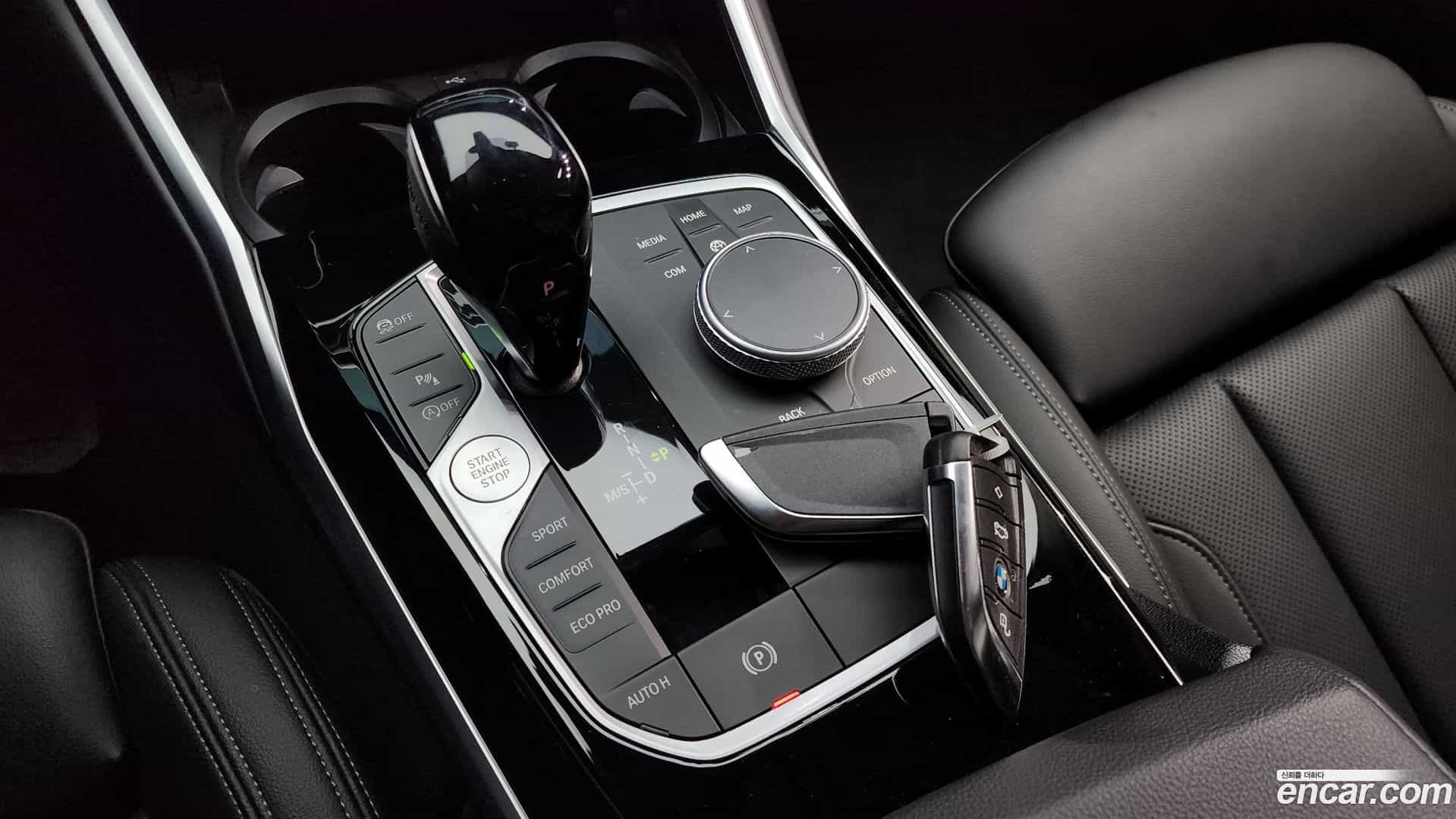 3-Series BMW 2022.1-INNER-009