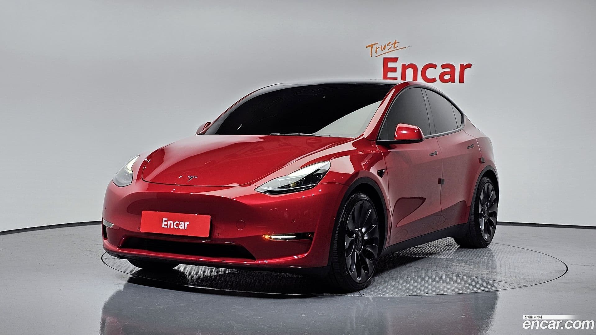 Main__Slider__Photo:Model Y Tesla 2021.8-0