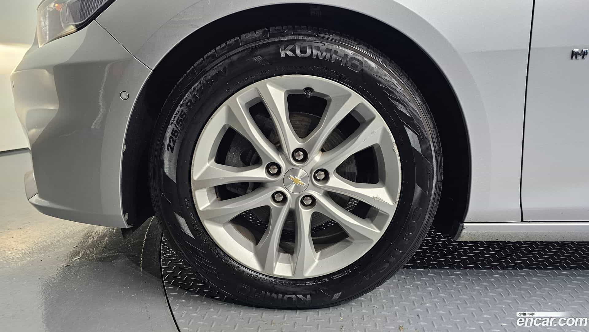 Malibu Chevrolet 2016.5-OUTER-005