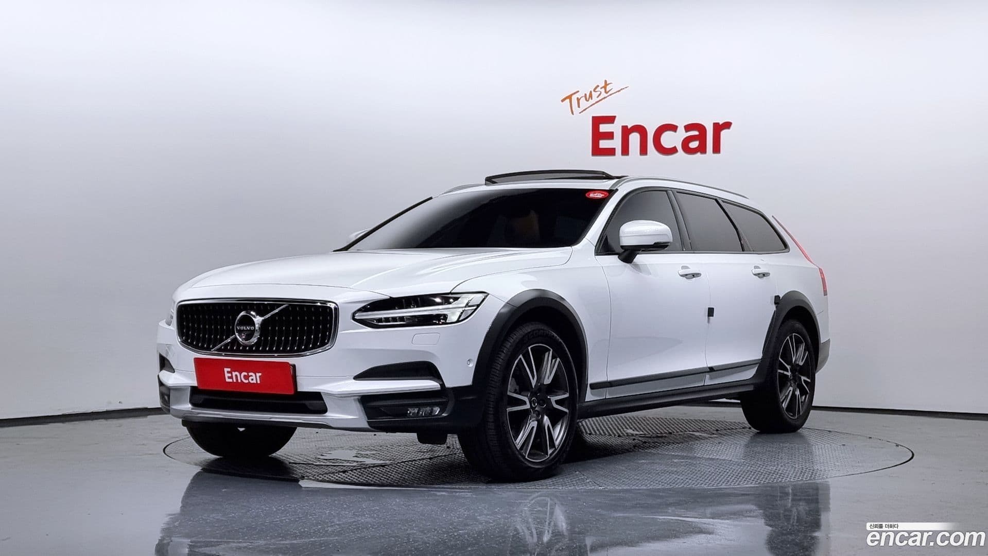 Main__Slider__Photo:V90 Volvo 2018.8-0