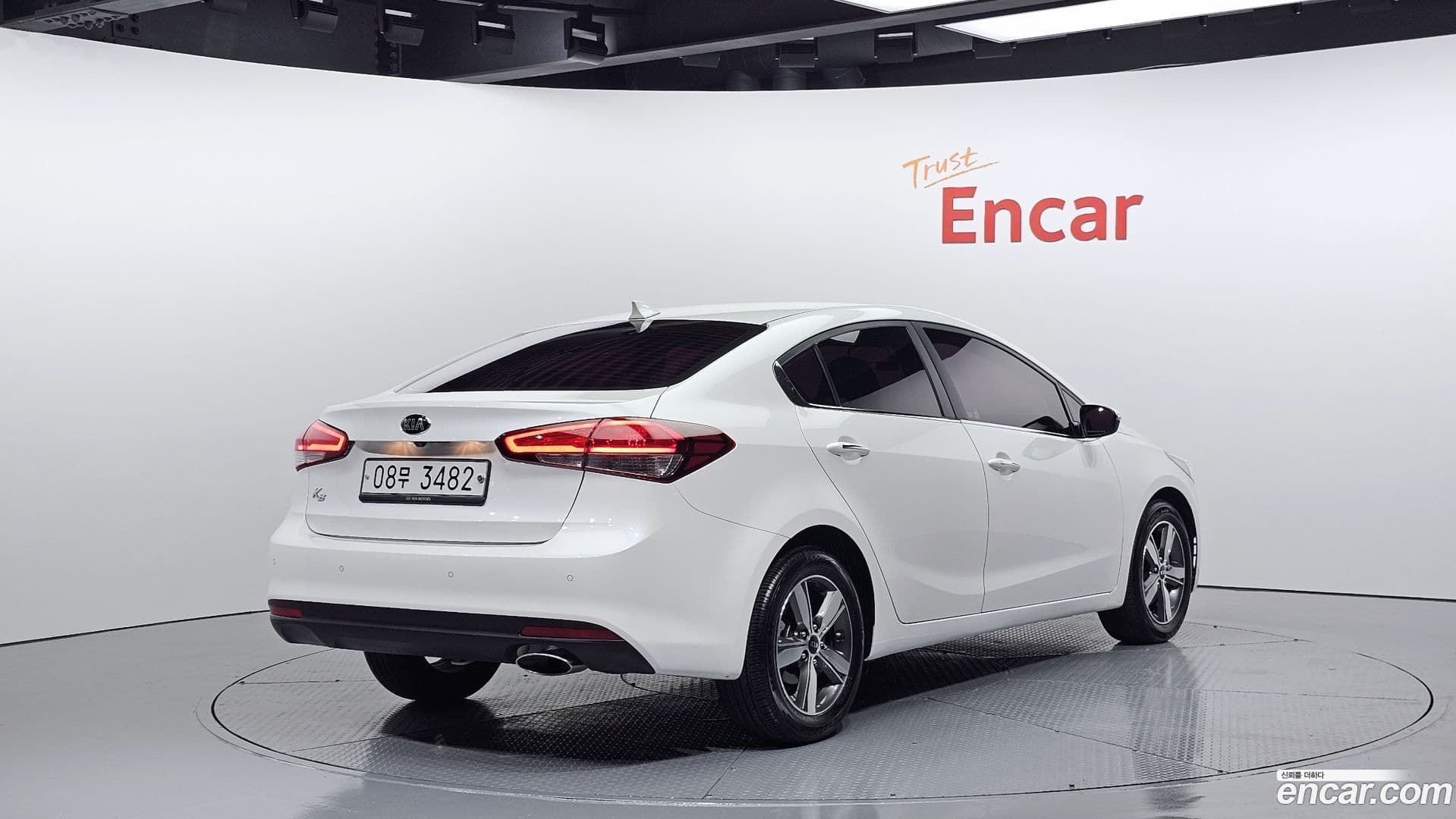 Main__Slider__Photo:K3 Kia 2018.2-0