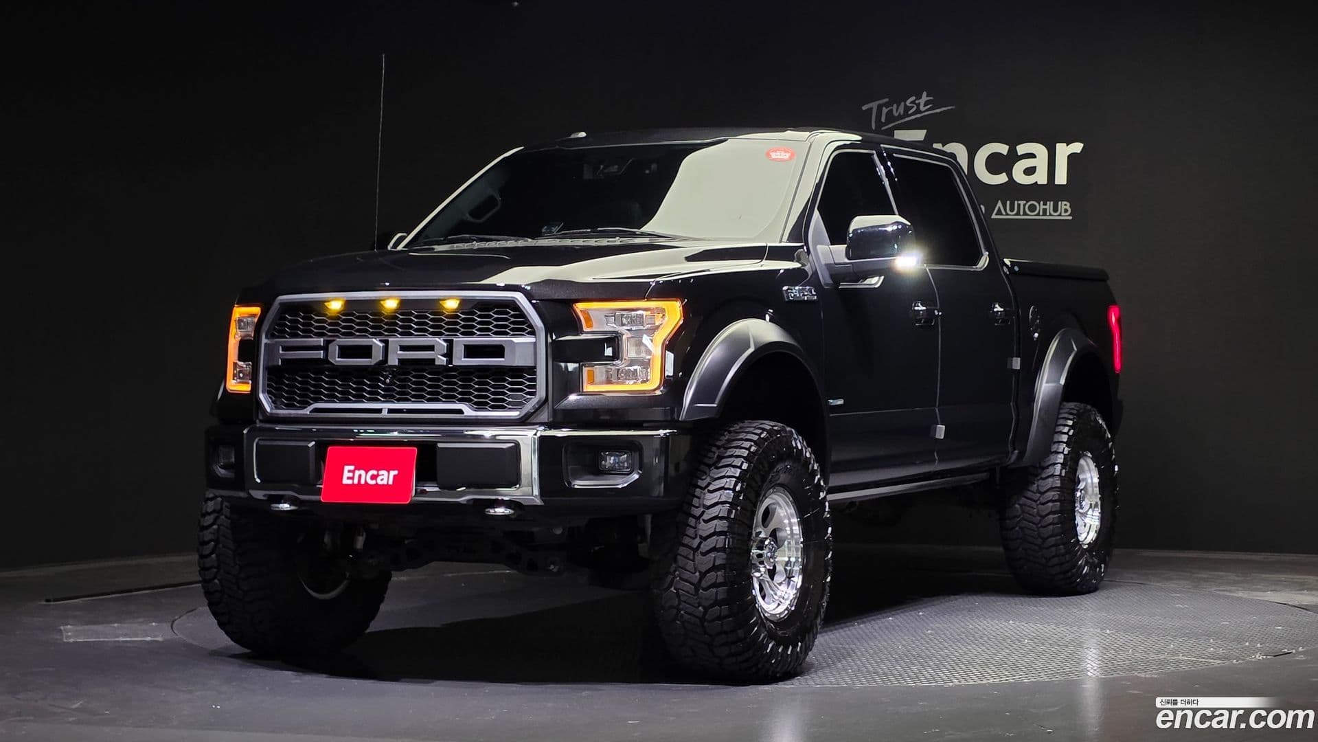 Main__Slider__Photo:F150 Ford 2015.11-0