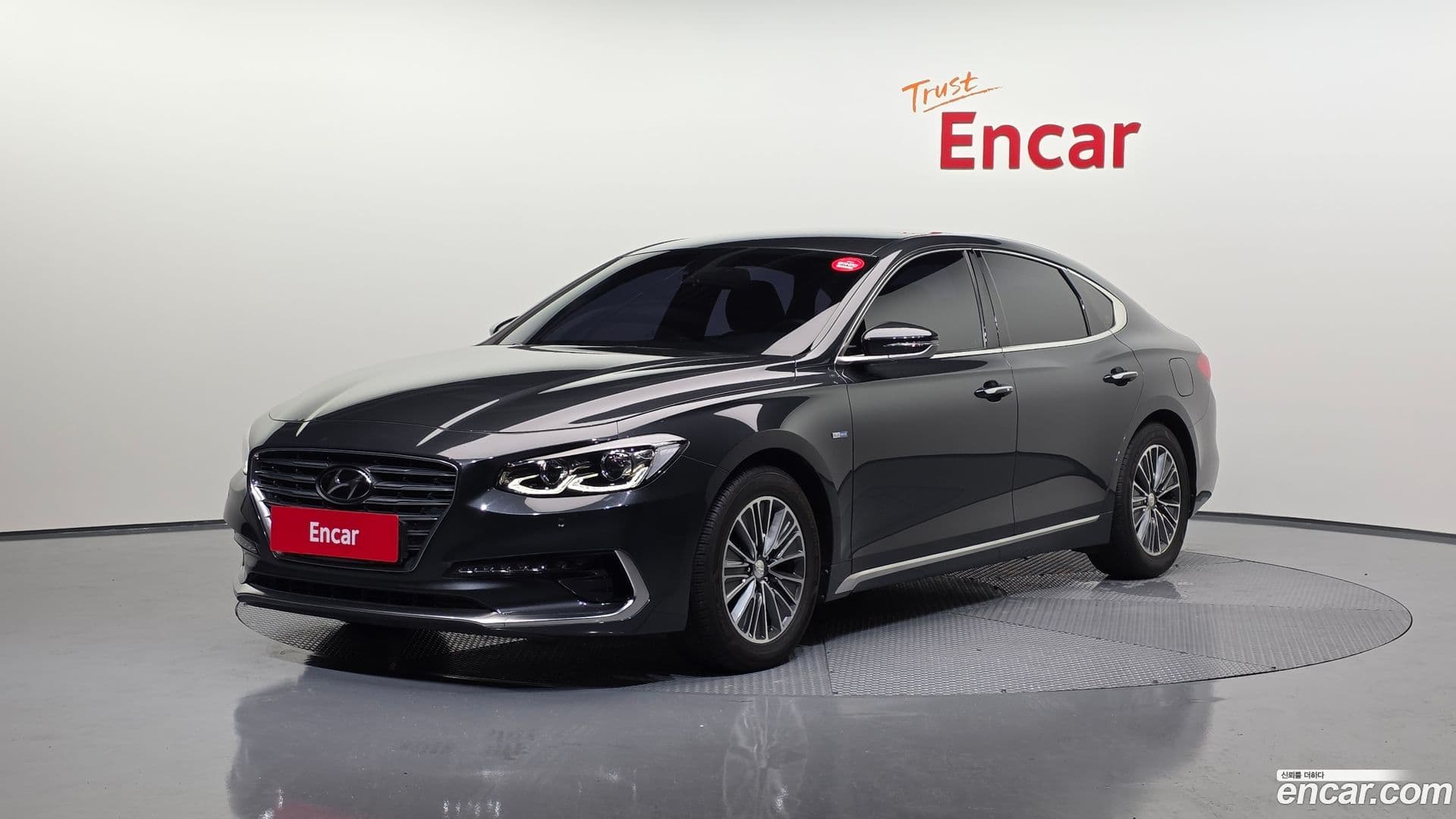 Main__Slider__Photo:Grandeur Hyundai 2017.6-0
