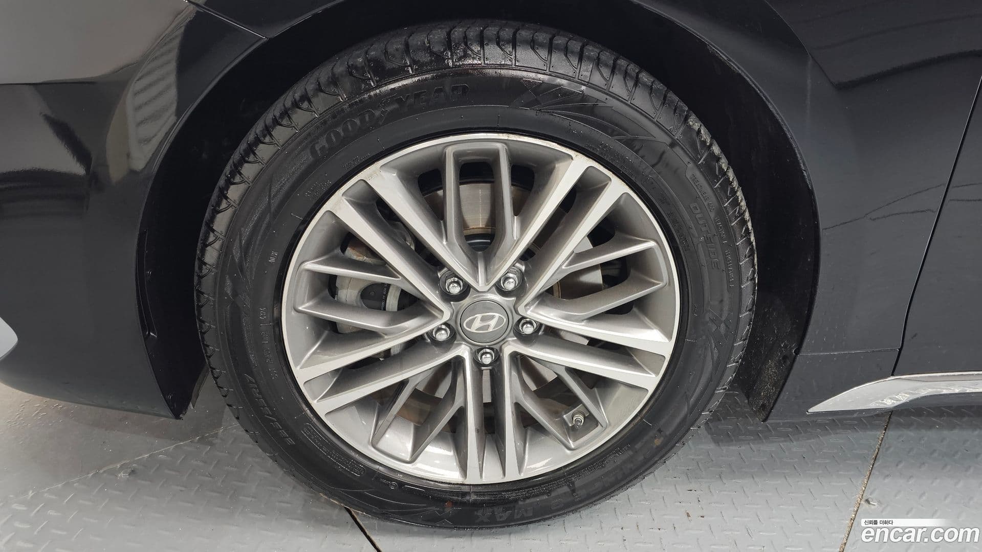 Main__Slider__Photo:Grandeur Hyundai 2018.9-4