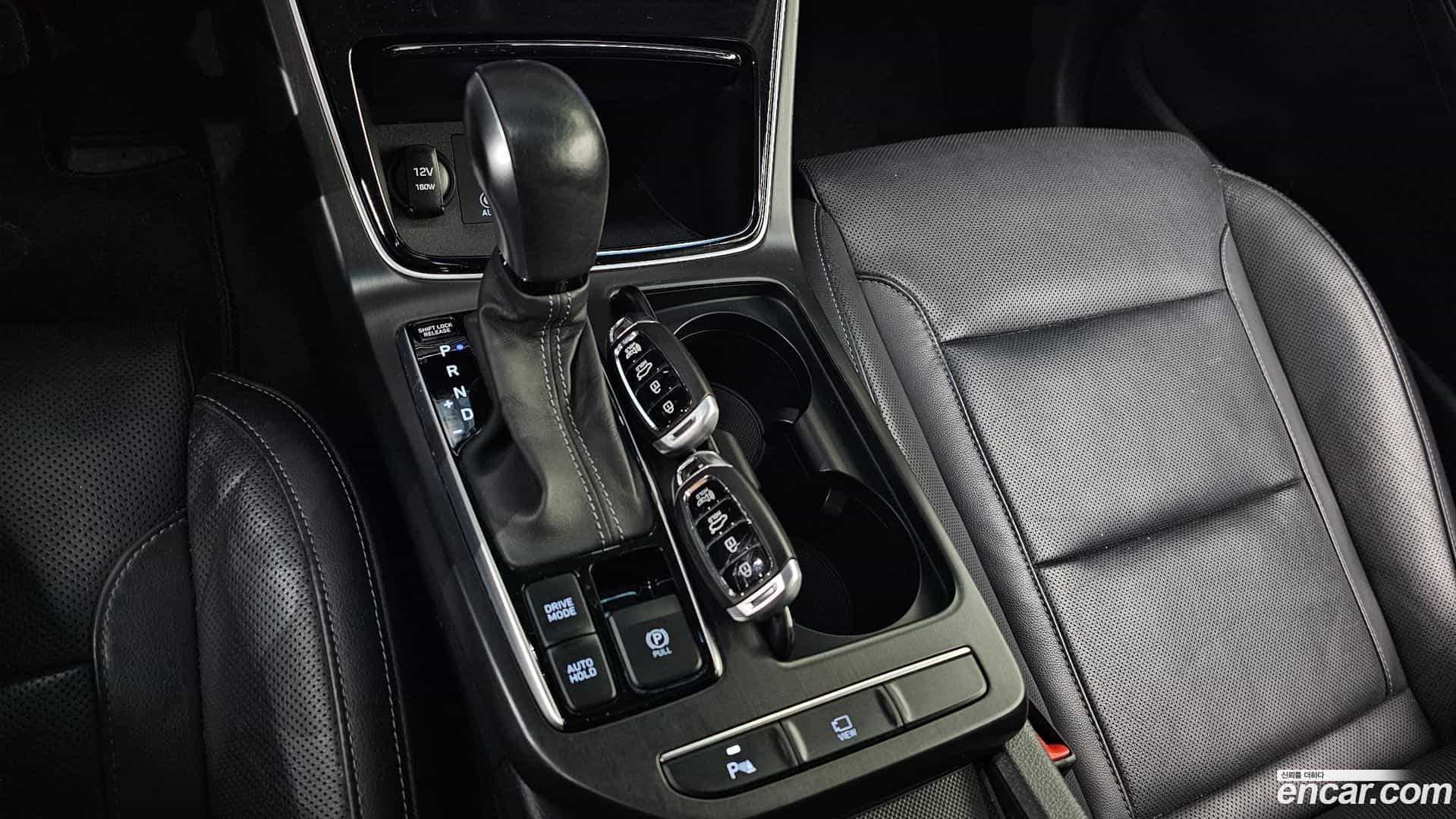 Grandeur Hyundai 2018.9-INNER-9