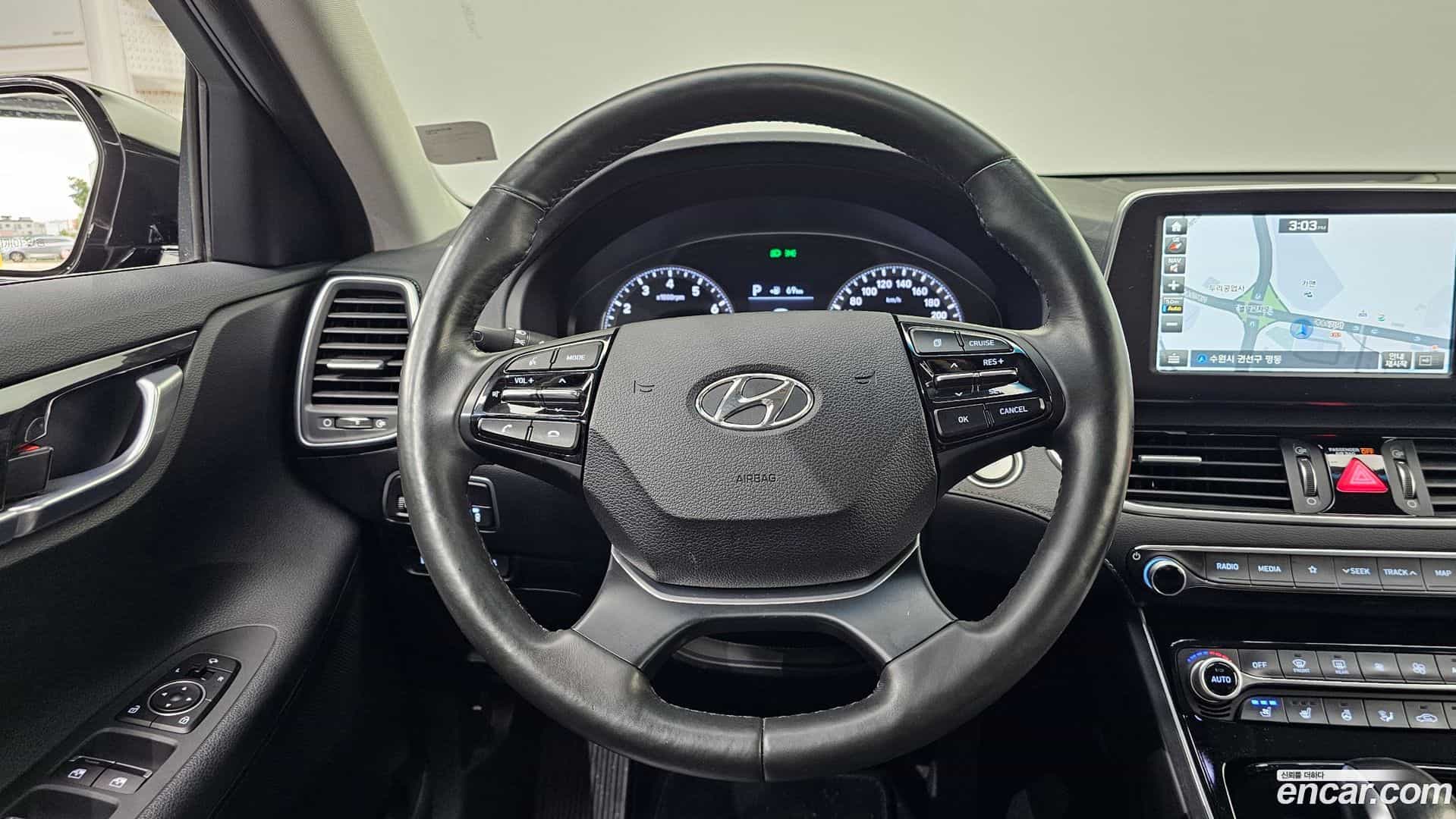 Grandeur Hyundai 2018.9-OPTION-17