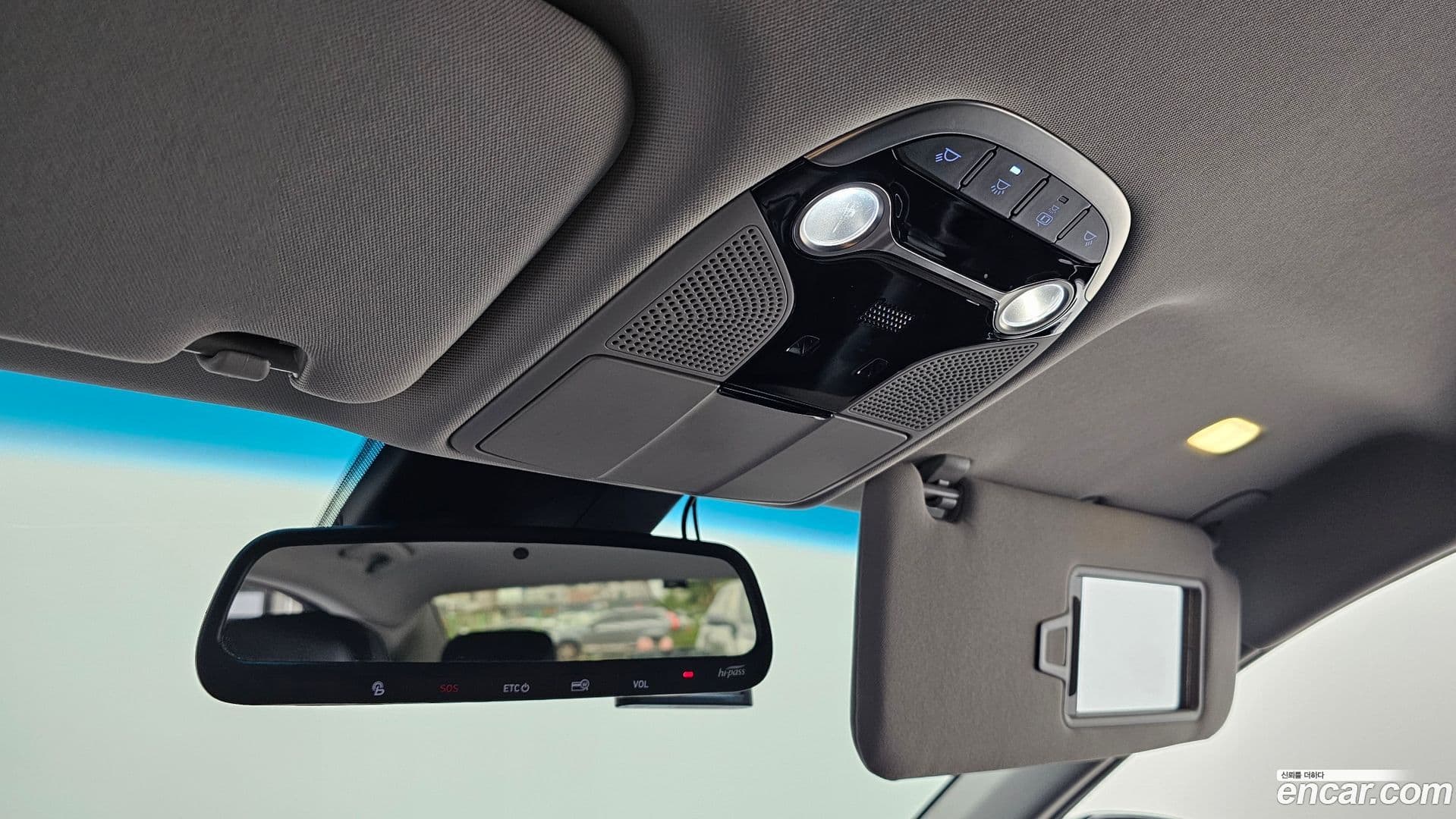 Main__Slider__Photo:Grandeur Hyundai 2018.9-17