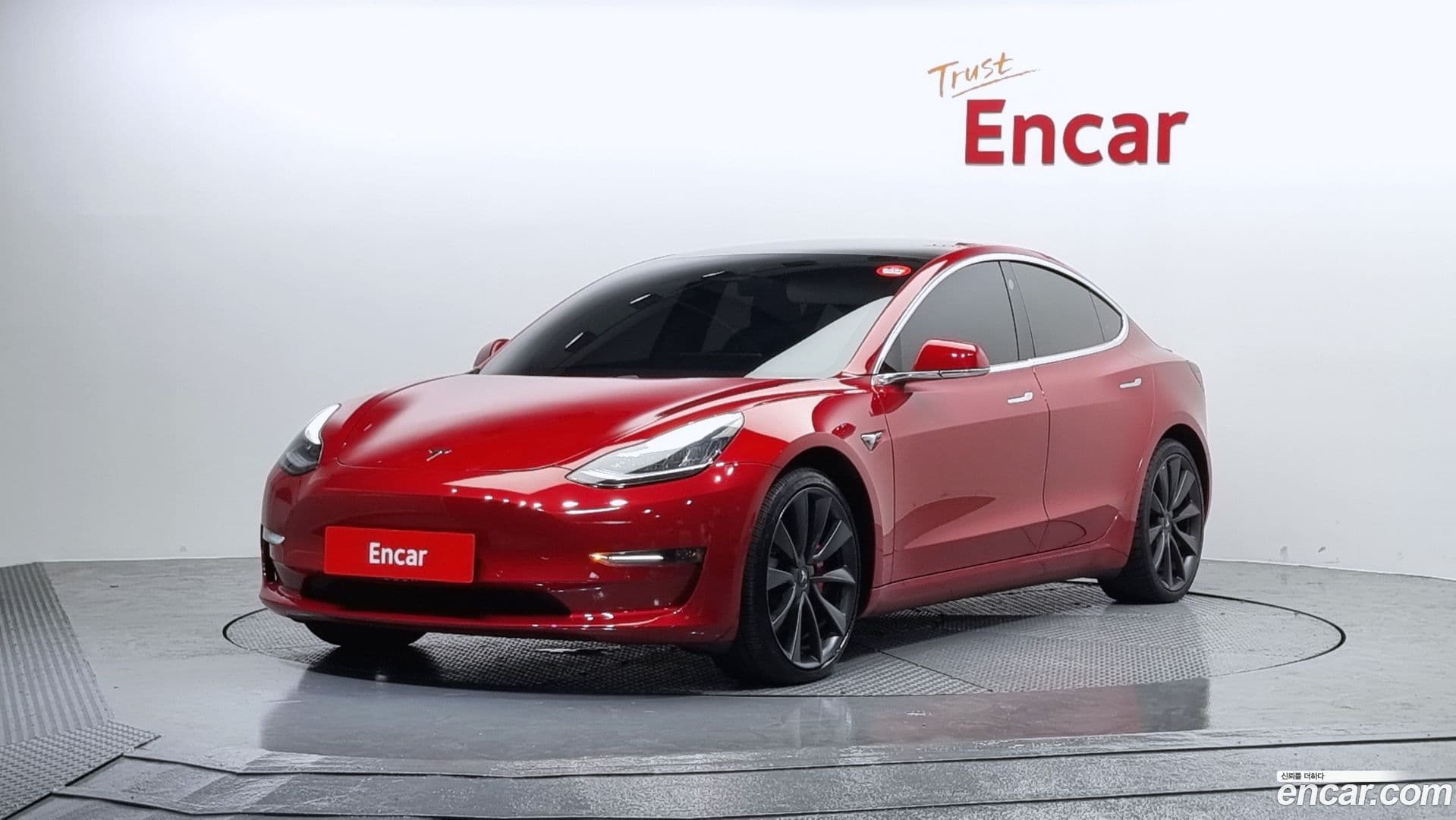 Main__Slider__Photo:Model 3 Tesla 2020.11-0