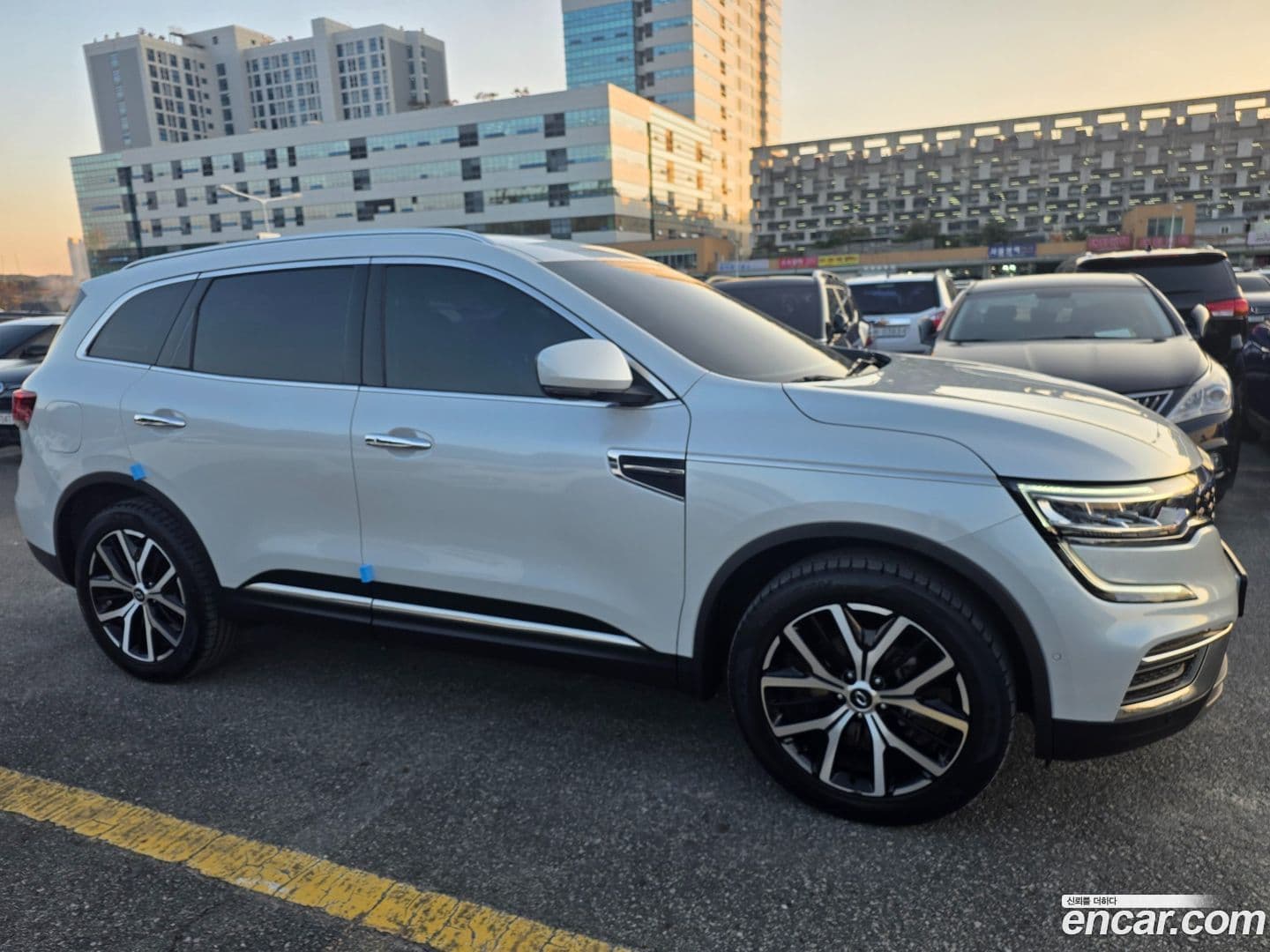 Main__Slider__Photo:QM6 Renault Korea 2022.2-0
