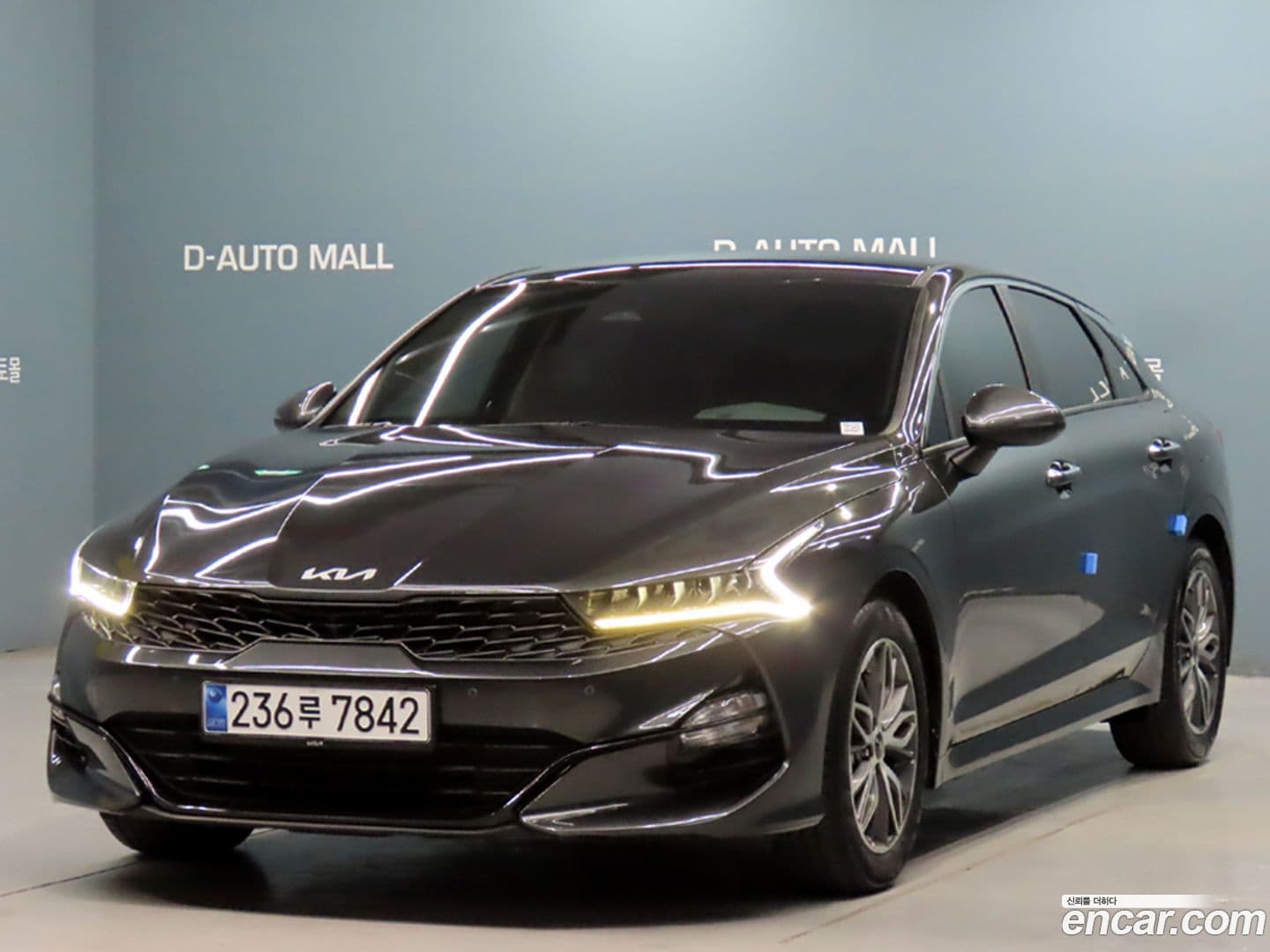 Main__Slider__Photo:K5 Kia 2021.11-0