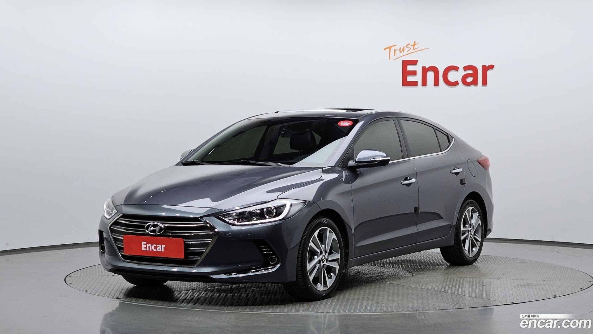 Main__Slider__Photo:AVANTE Hyundai 2017.0-0