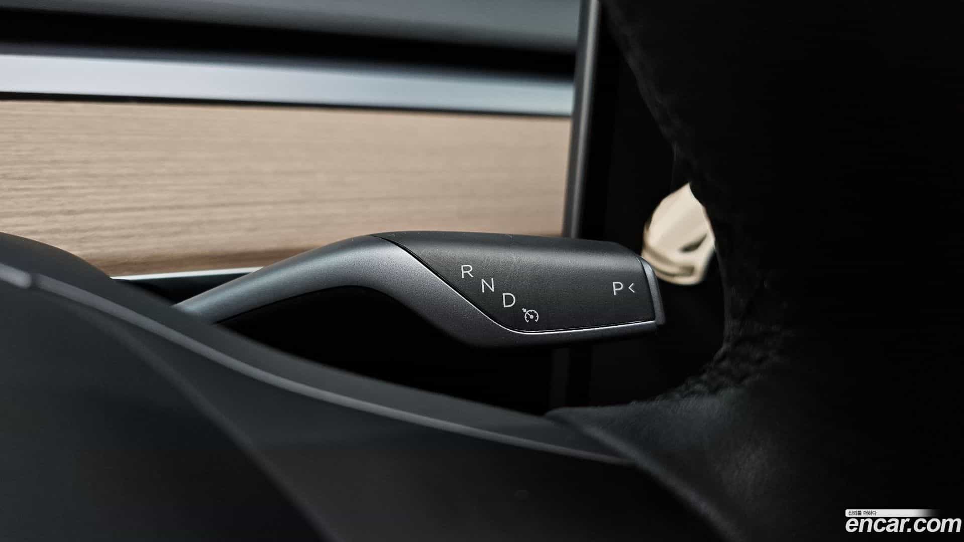 Model 3 Tesla 2021.2-INNER-009