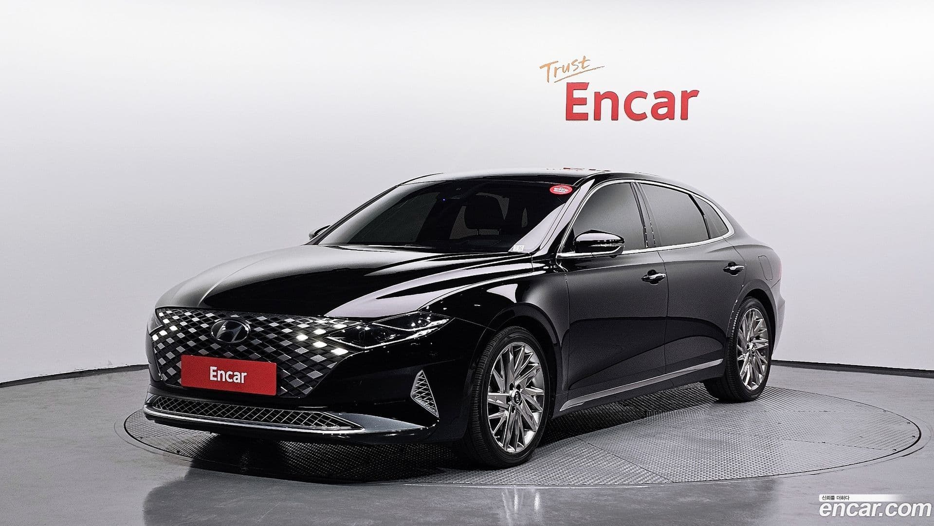 Main__Slider__Photo:Grandeur Hyundai 2022.0-0