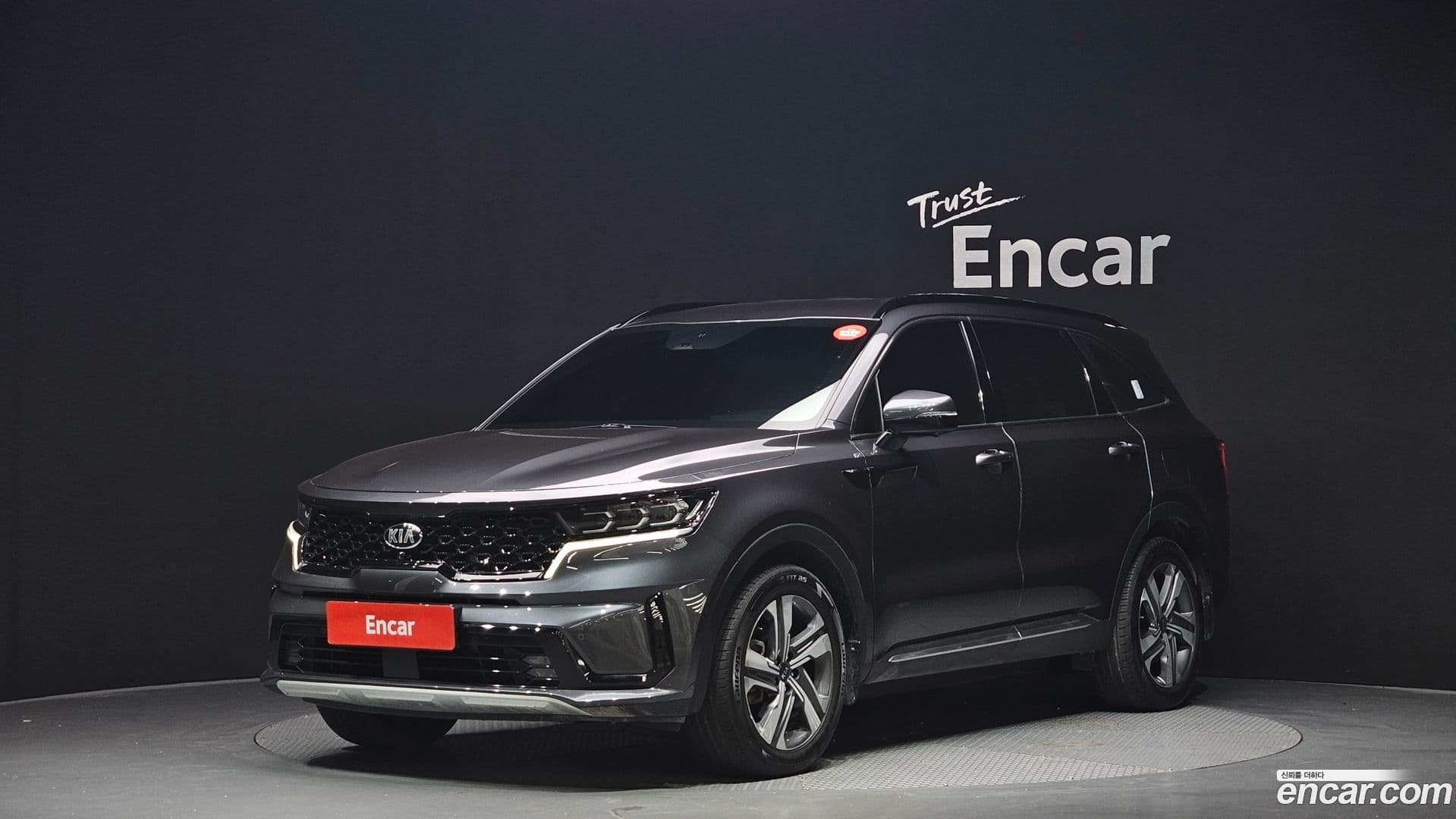Main__Slider__Photo:Sorento Kia 2020.10-0
