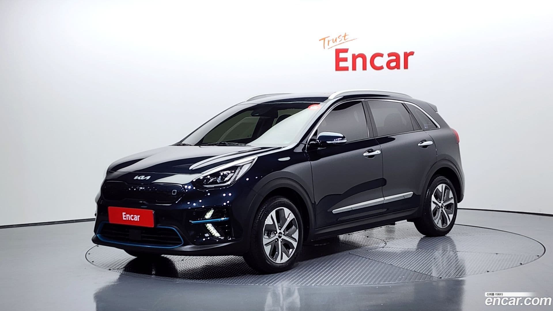Main__Slider__Photo:Niro Kia 2021.8-0