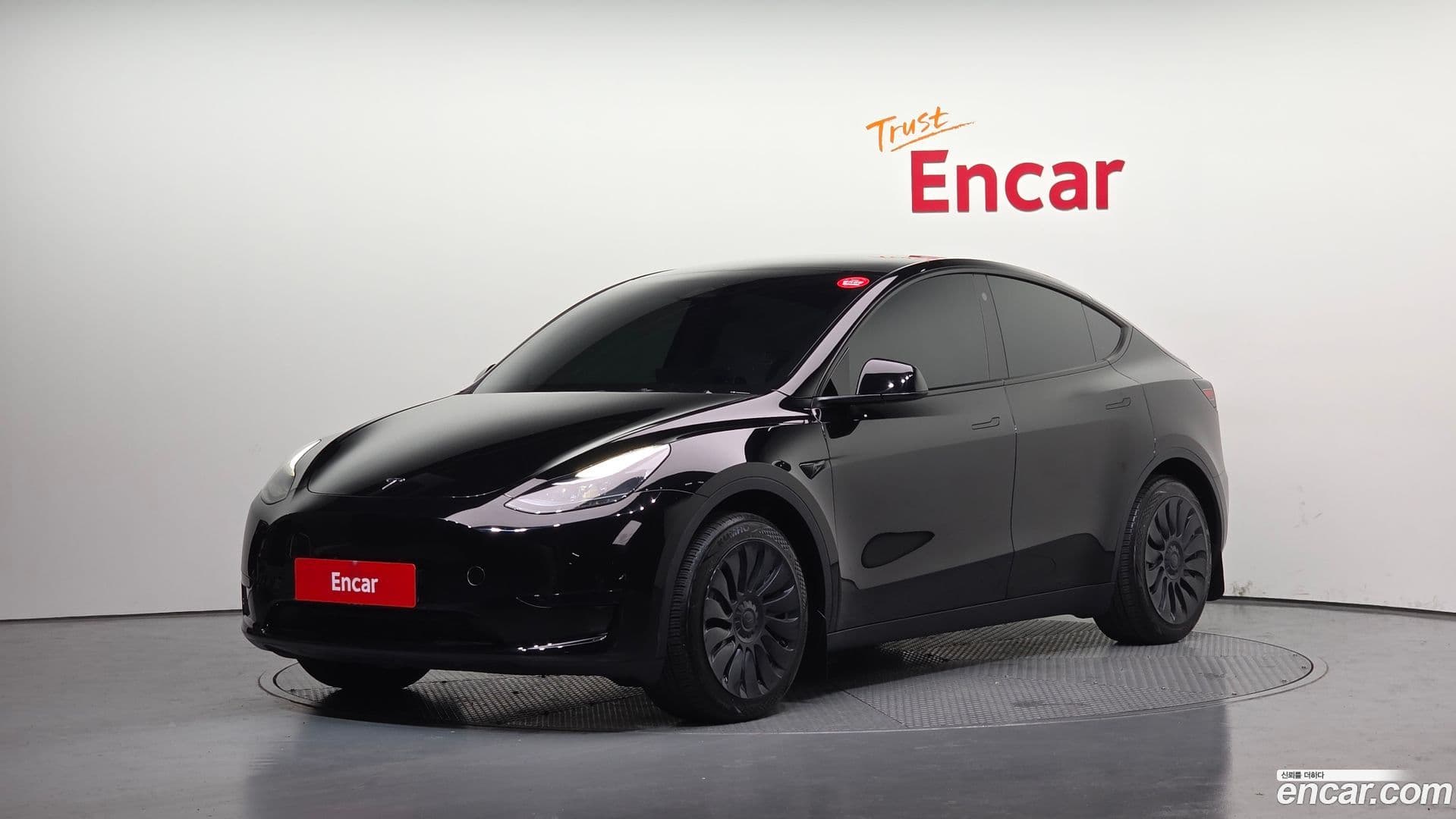 Main__Slider__Photo:Model Y Tesla 2024.2-0