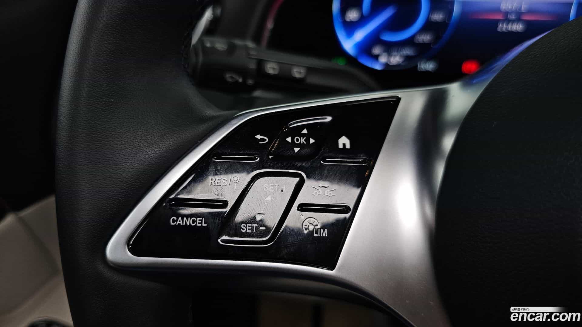 EQB Mercedes-Benz 2024.9-OPTION-022