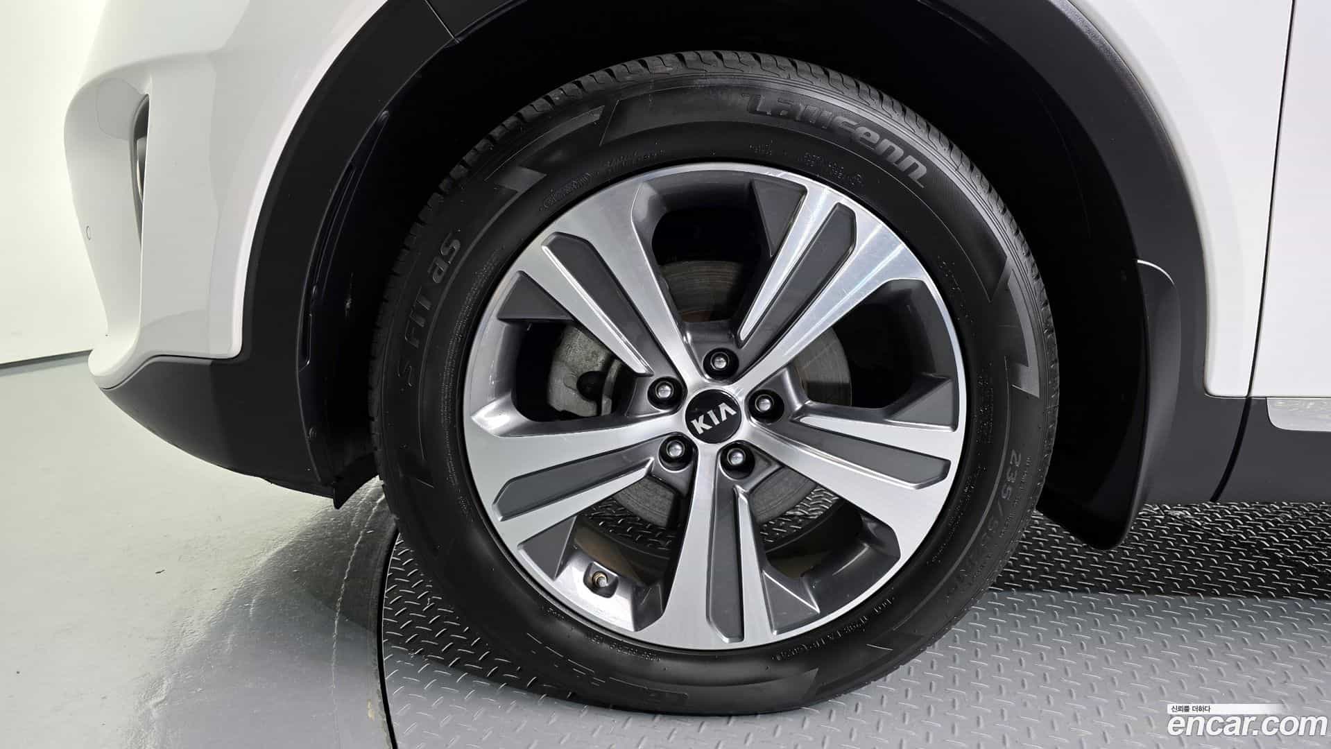Sorento Kia 2018.1-OUTER-005