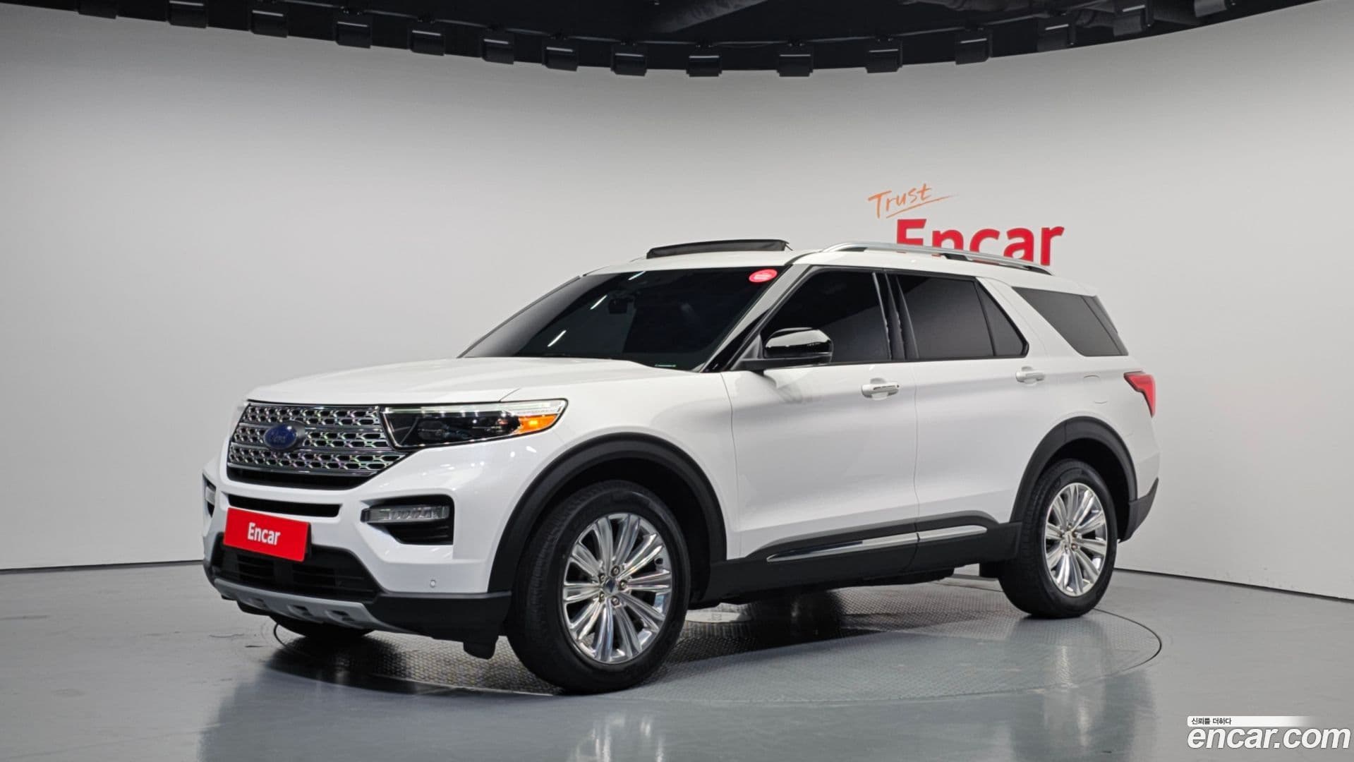 Main__Slider__Photo:Explorer Ford 2020.3-0