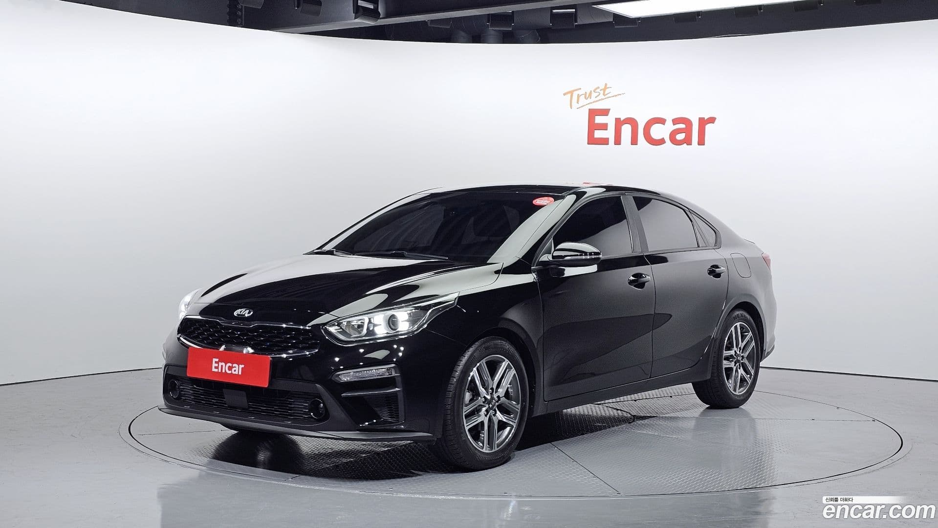 Main__Slider__Photo:K3 Kia 2018.4-0