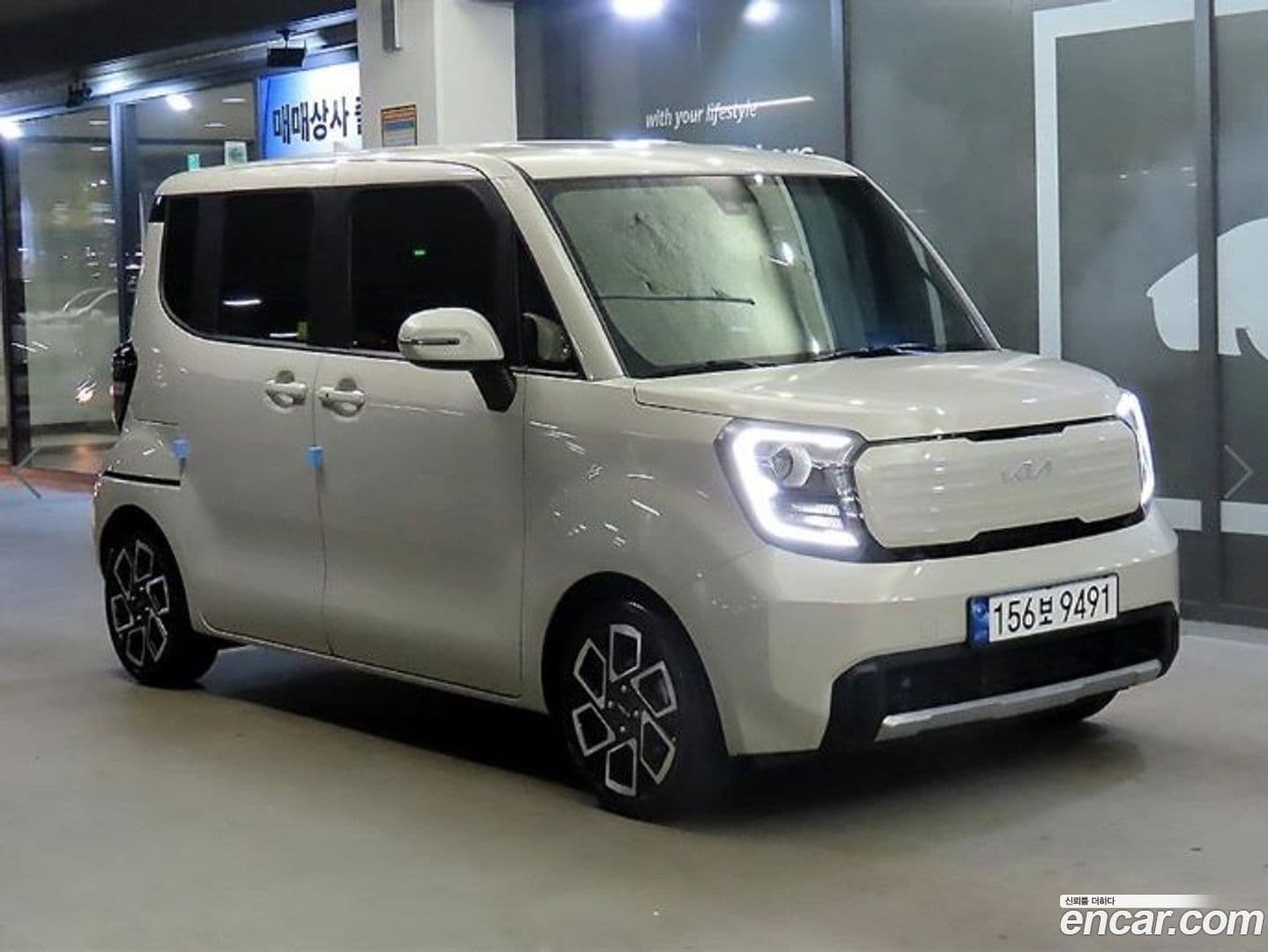 Main__Slider__Photo:RAY Kia 2023.3-0