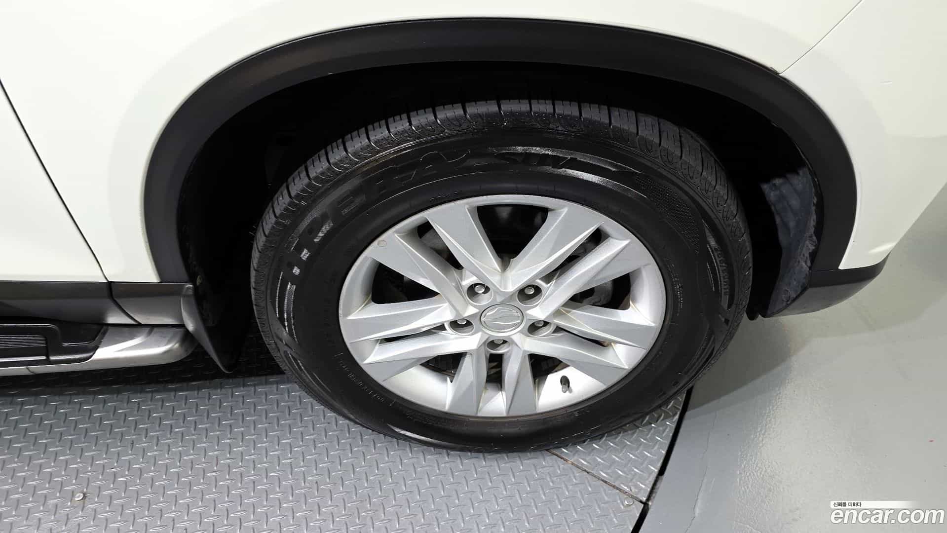 Rexton KG Mobility 2018.3-OUTER-005